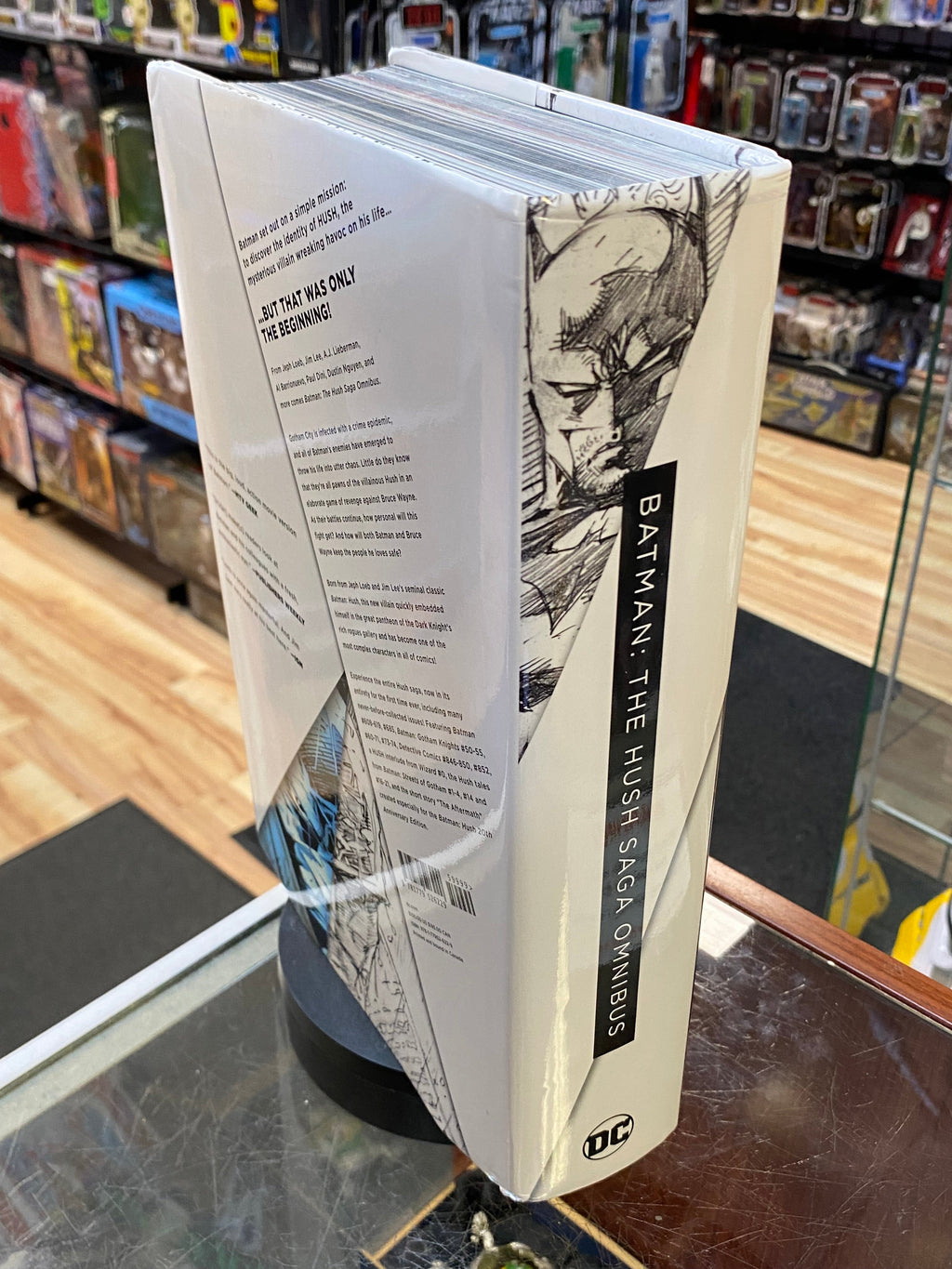 Batman Hush Saga Omnibus (DC, Comics) product image 3, provided for visual reference and product detail review