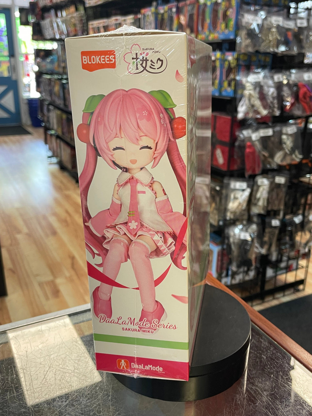 Sakura Miku DaaLaMode Series (Hatsune Miku DaaLaMode Series, Blokees) SEALED product image 3, provided for visual reference