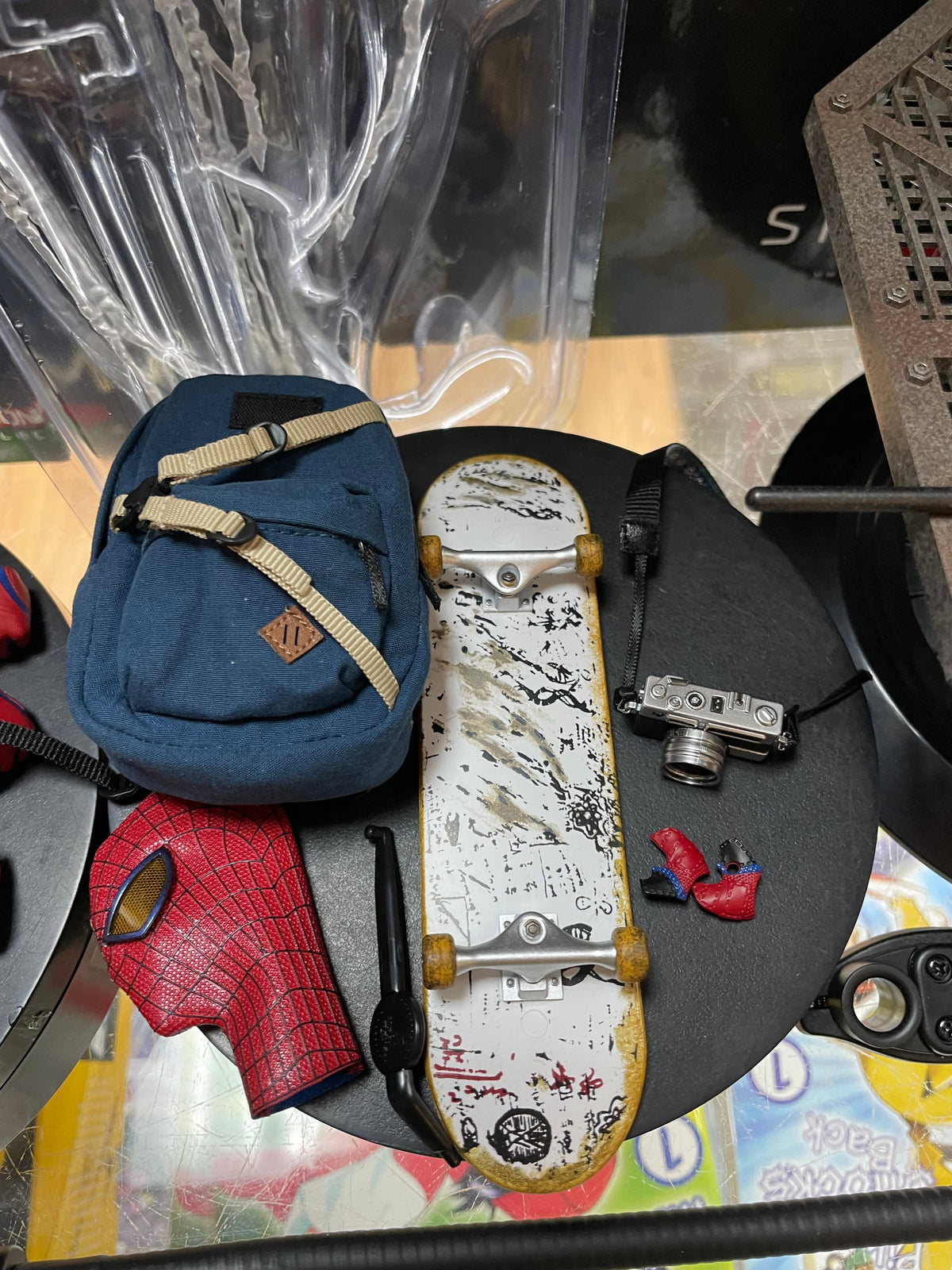 The Amazing Spider-Man Deluxe Version MMS772 (Hot Toys, Marvel Spider-Man) COMPLETE product image 11, provided for visual