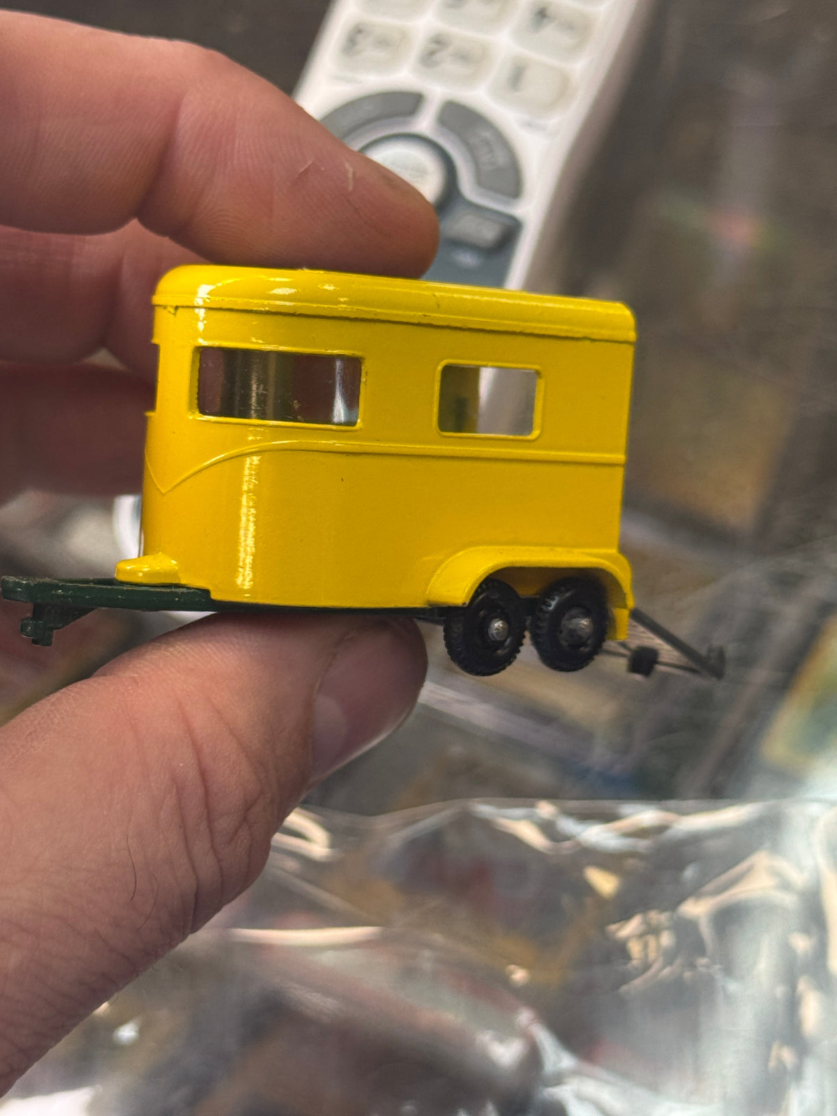 Yellow Pony Trailer with Horses Diecast (Vintage Matchbox, Lesney) product image 12, provided for visual reference and