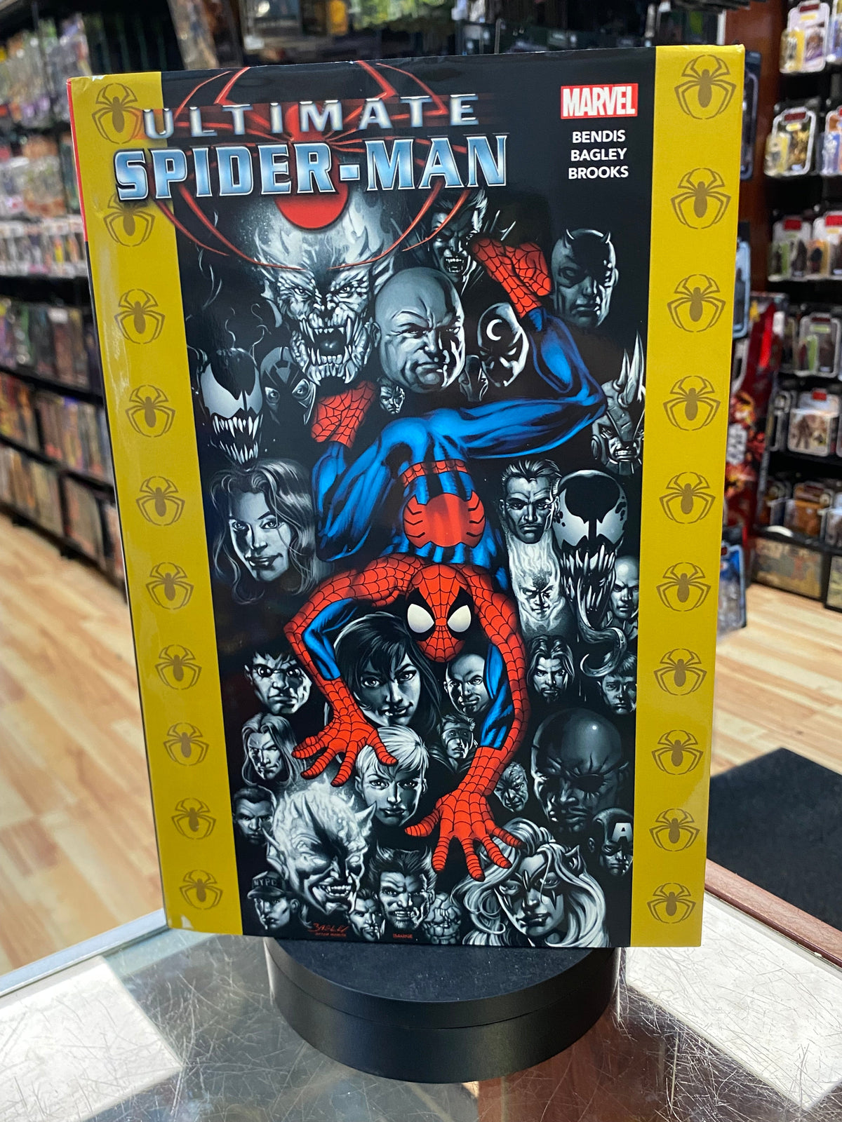 Ultimate Spider-Man Set with Death of Spider-Man Omnibus (Marvel, Comics) product image 20, provided for visual reference
