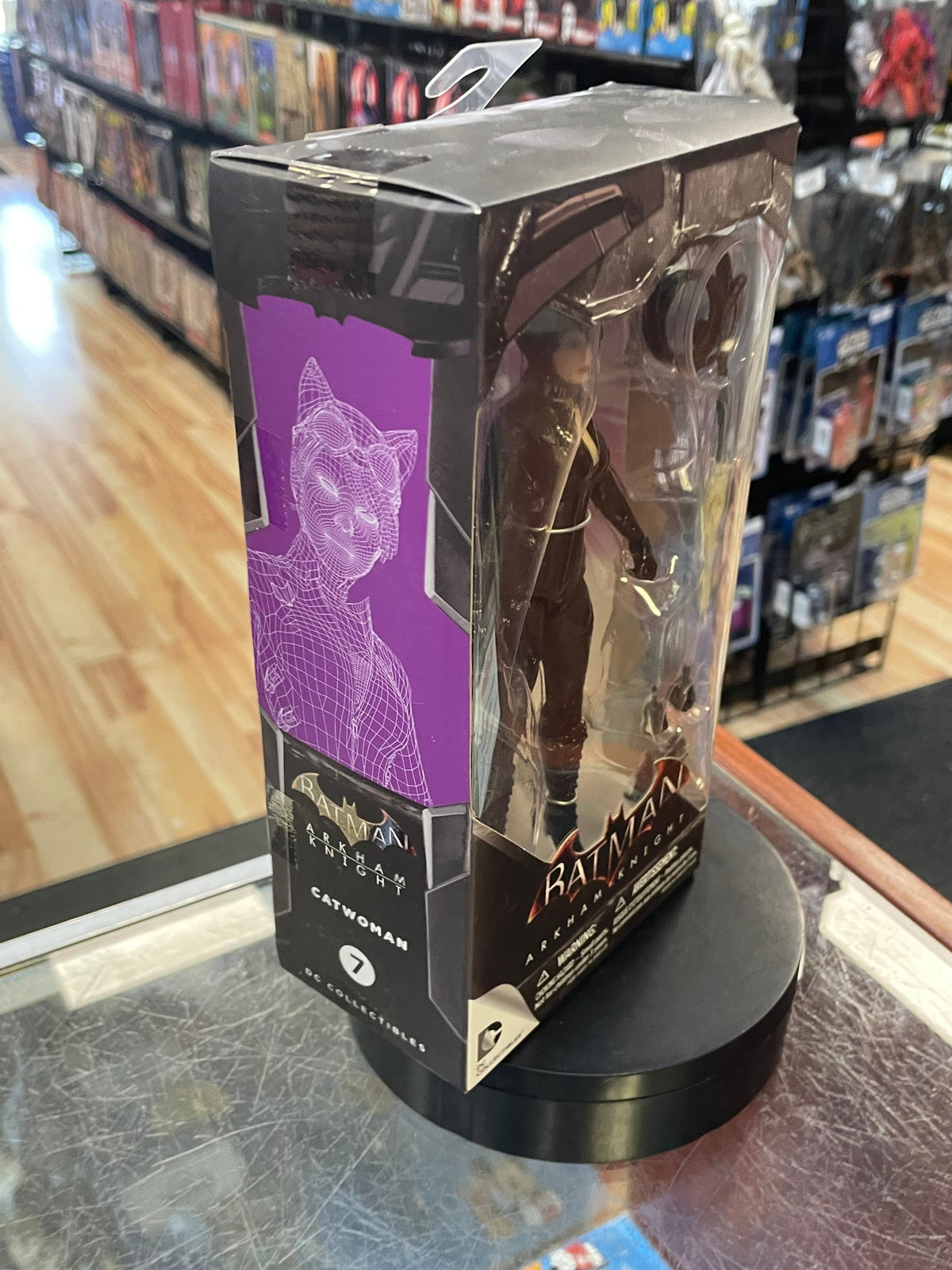 Catwoman #7 (Batman Arkham knight, DC Collectibles) SEALED product image 4, provided for visual reference and product detail