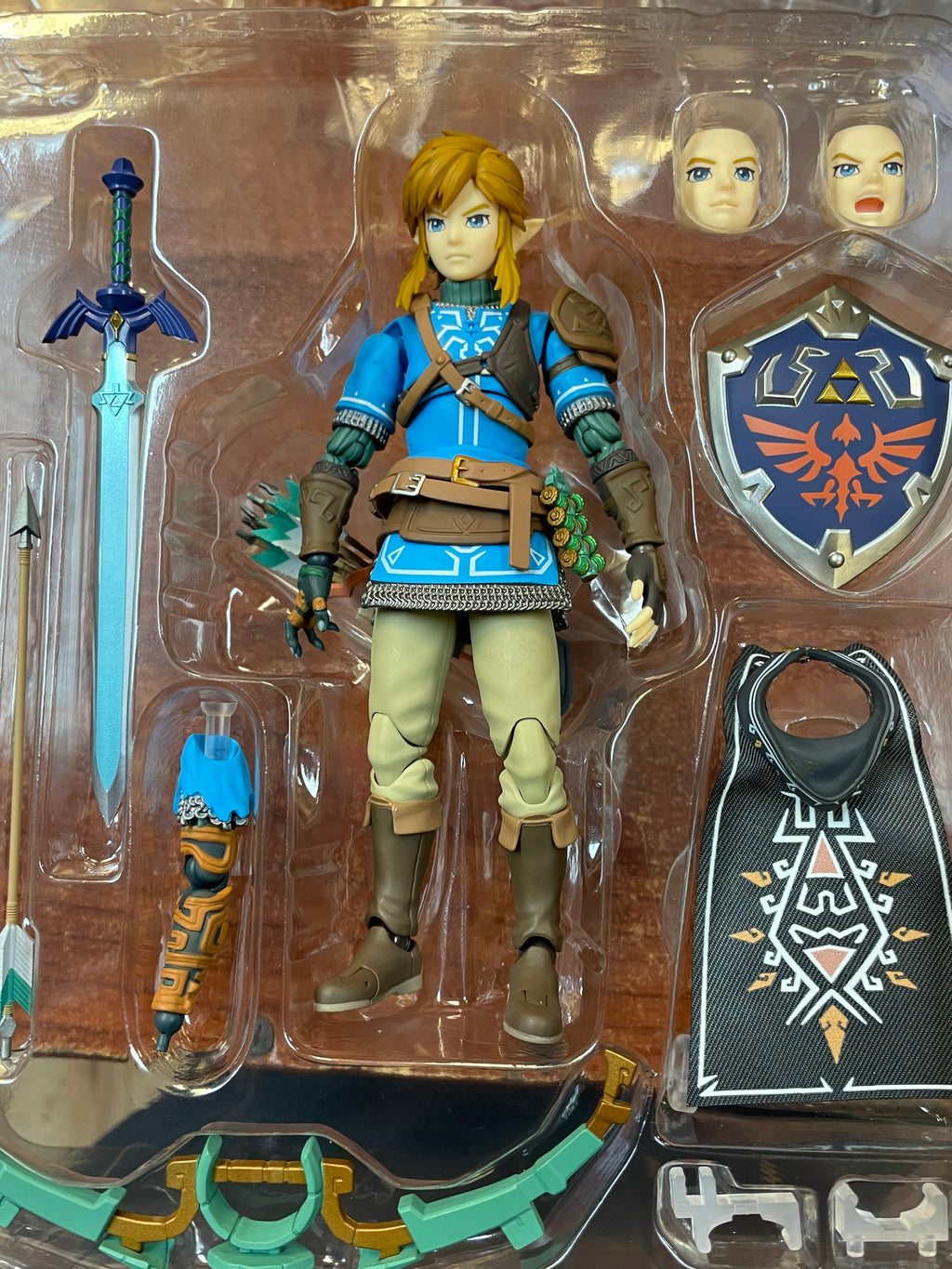 Link Tears of the Kingdom DX (Figma Good Smile, Zelda) COMPLETE product image 5, provided for visual reference and product