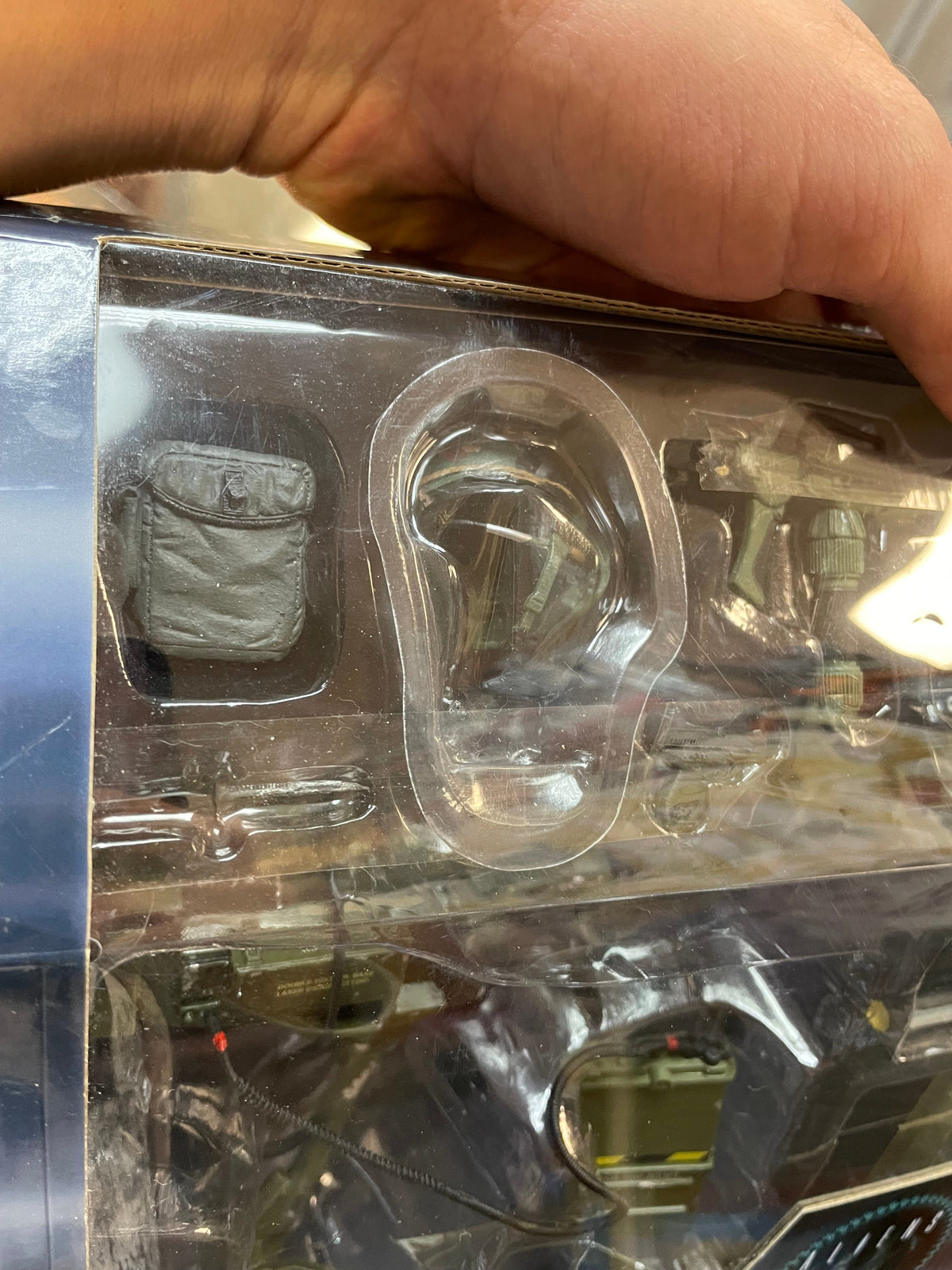 USCM Arsenal Accessory Set (NECA, Aliens) SEALED product image 8, provided for visual reference and product detail review