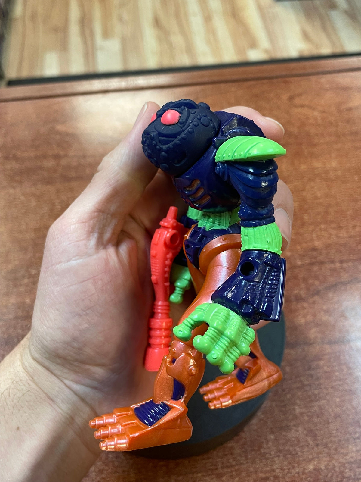 Toadborg (Vintage Bucky O'Hare, Playmates) COMPLETE product image 4, provided for visual reference and product detail review