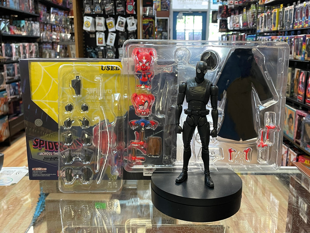 Spider Noir & Spider-Ham (SH Figuarts Bandai, Across the Spider-Verse) *COMPLETE* product image 1, provided for visual