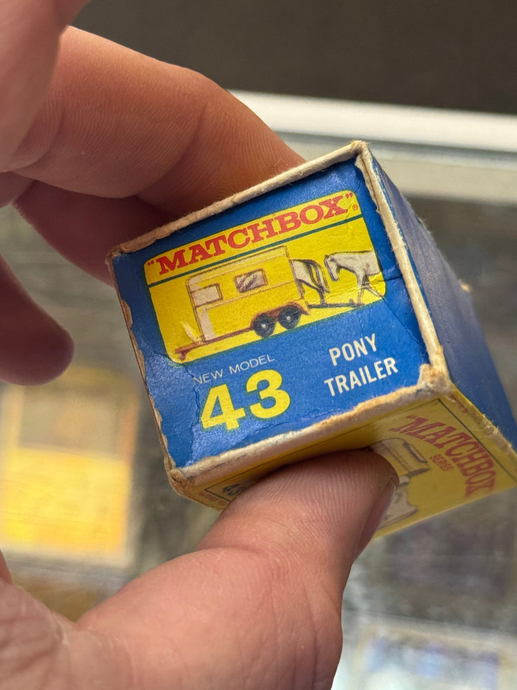 Yellow Pony Trailer with Horses Diecast (Vintage Matchbox, Lesney) product image 18, provided for visual reference and
