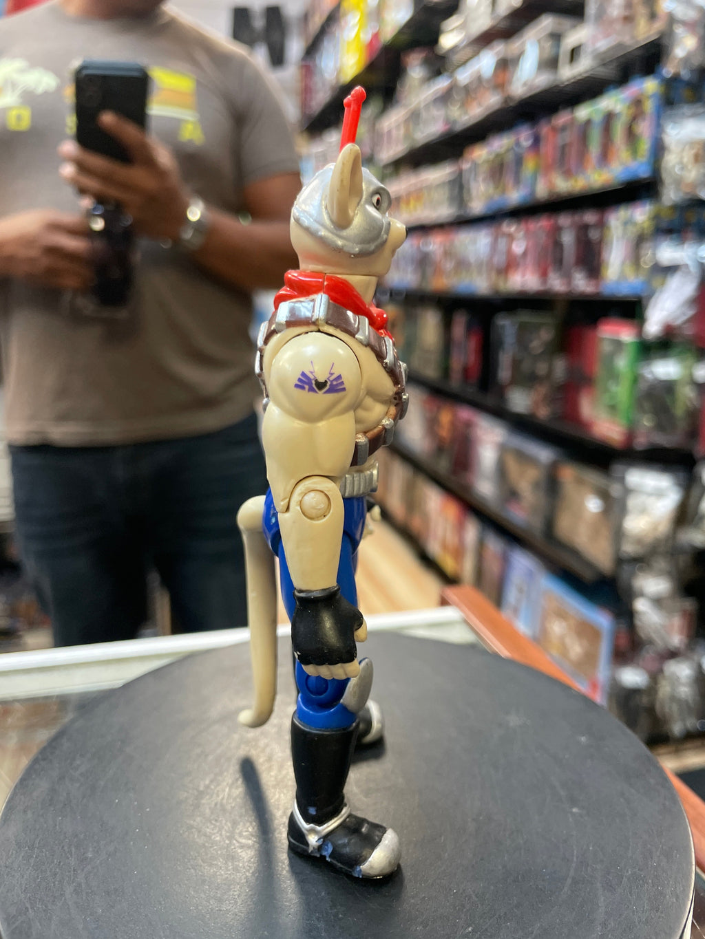 Vinnie (Vintage Biker Mice, Galoob) **INCOMPLETE** product image 6, provided for visual reference and product detail review