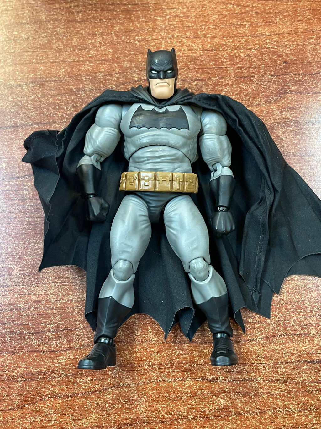 Batman TKDR (DC Comics The Dark Knight Returns, Medicom Mafex) COMPLETE product image 5, provided for visual reference and