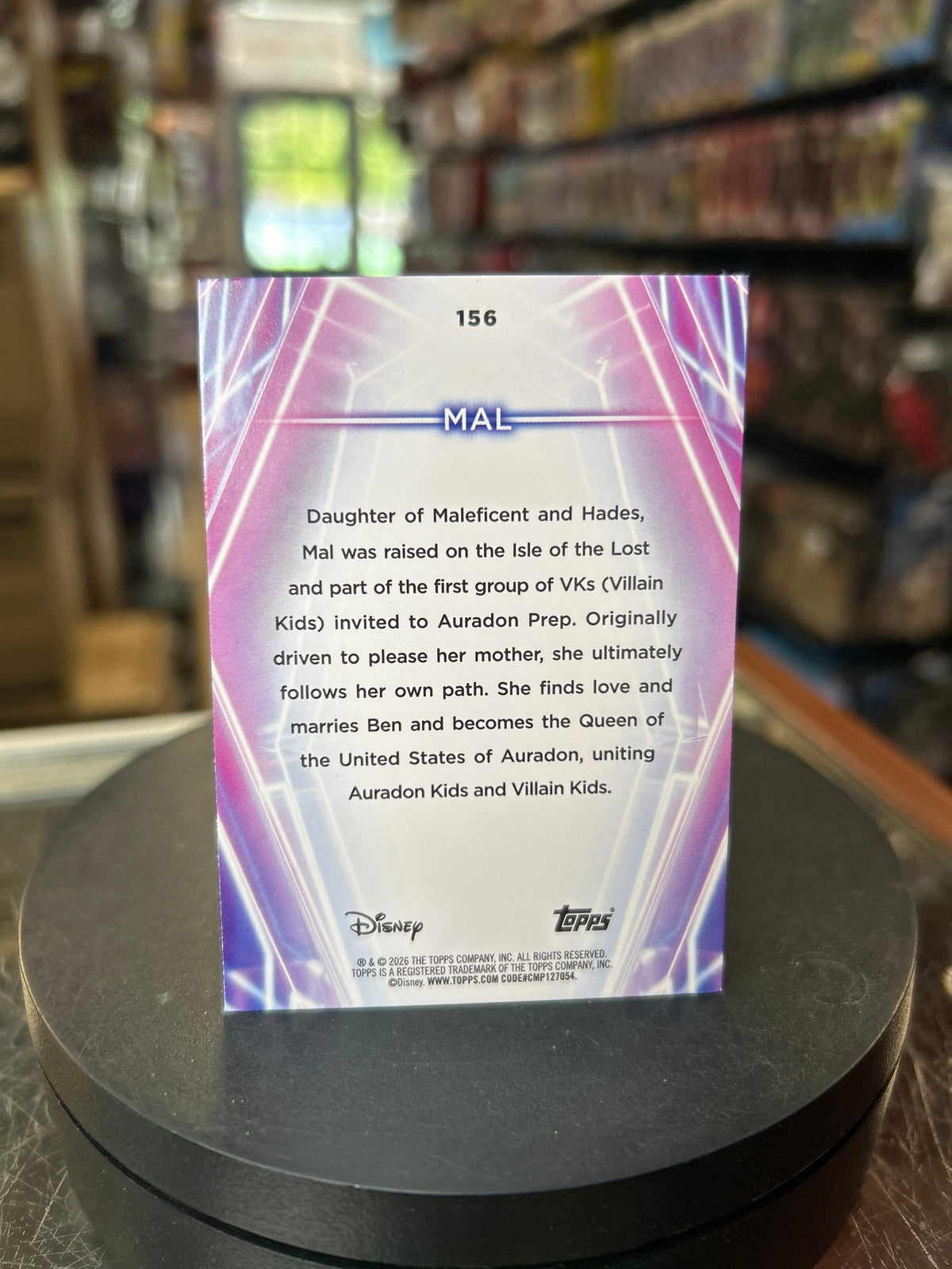 Mal -Green Refractor 87/199- (Disney, Topps Chrome 2026) product image 2, provided for visual reference and product detail