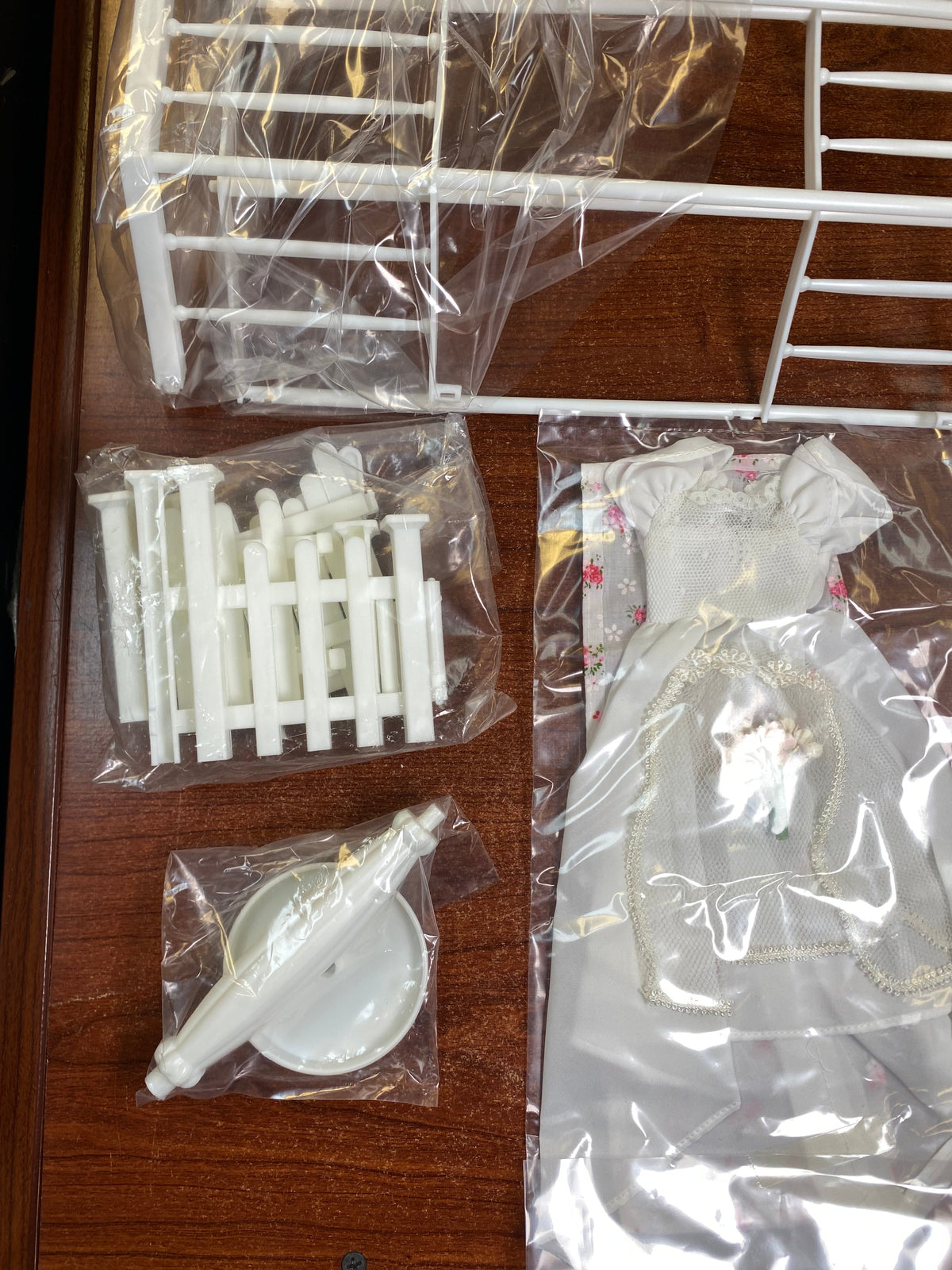 Wedding Day PlaySet (Sears, Fashion Dolls) **OPEN BOX NEW** product image 9, provided for visual reference and product