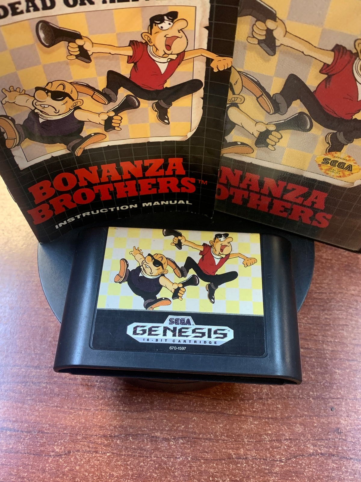 Bonanza Brothers: Wanted Dead or Alive (Sega Genesis, Vintage Video Games) COMPLETE product image 4, provided for visual
