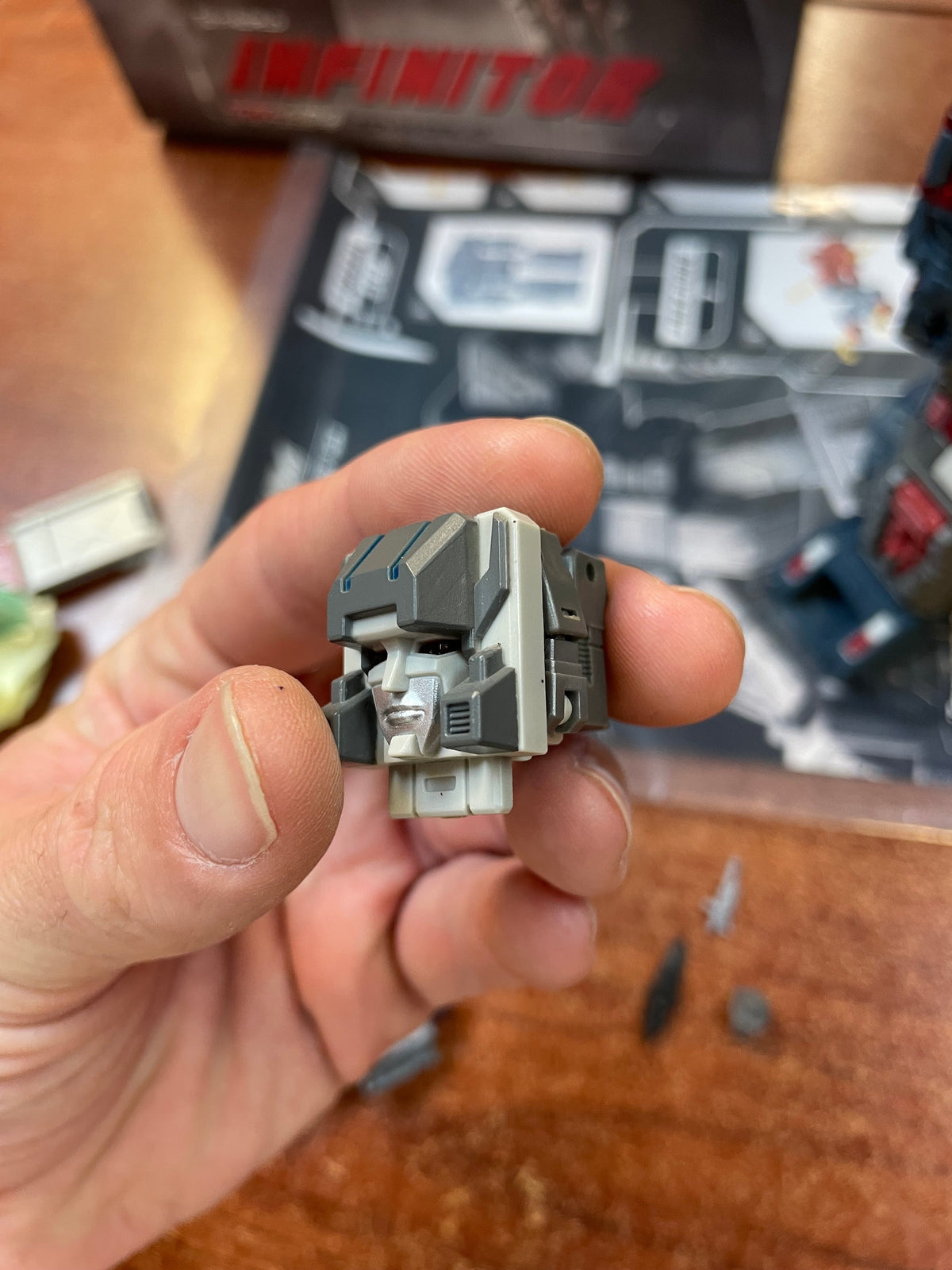 Toyworld TW-H04 Infinitor With Extra Headmaster (Transformers KO, 3rd Party) COMPLETE product image 22, provided for visual