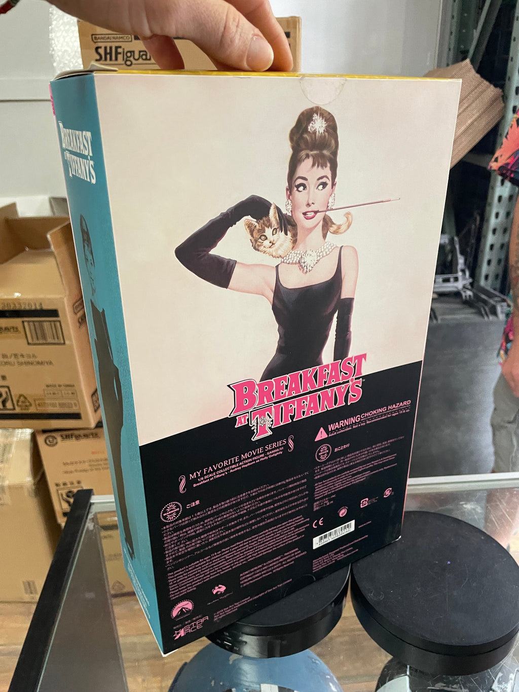 Audrey Hepburn as Holly -1/6 Scale- (Breakfast at Tiffany's, Star Ace) **COMPLETE** product image 4, provided for visual