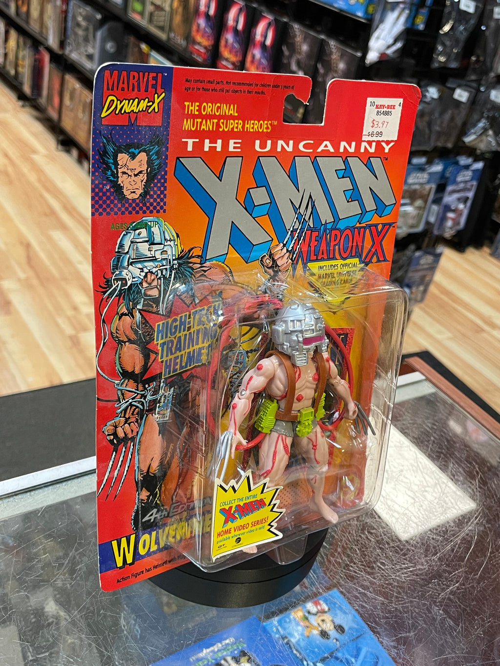 Uncanny Weapon X Wovlerine Red (Vintage Marvel, Toy Biz) SEALED product image 4, provided for visual reference and product