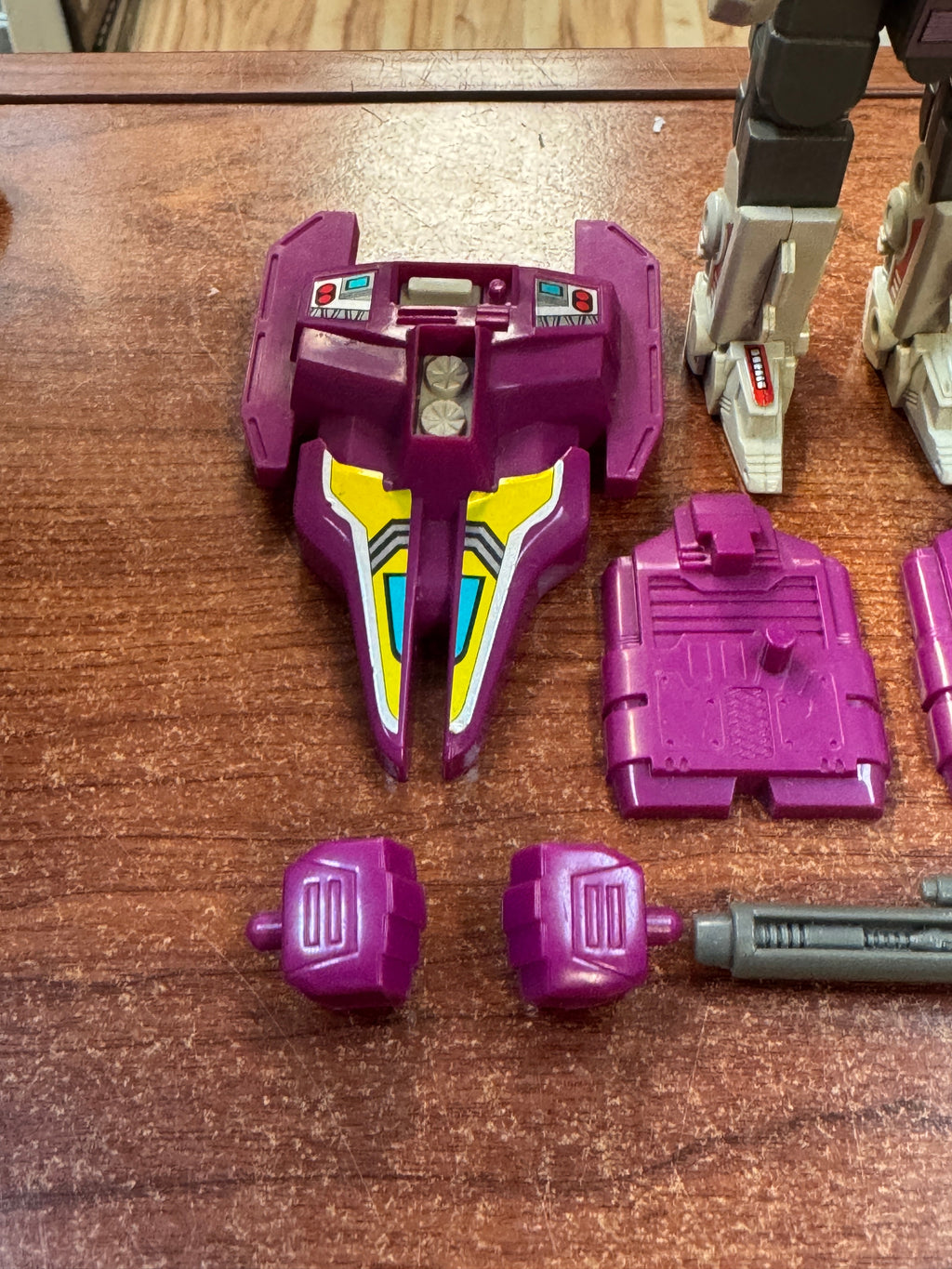 Hun-Gurr Terrorcon (Vintage Transformer G1, Hasbro) **Complete** product image 7, provided for visual reference and product
