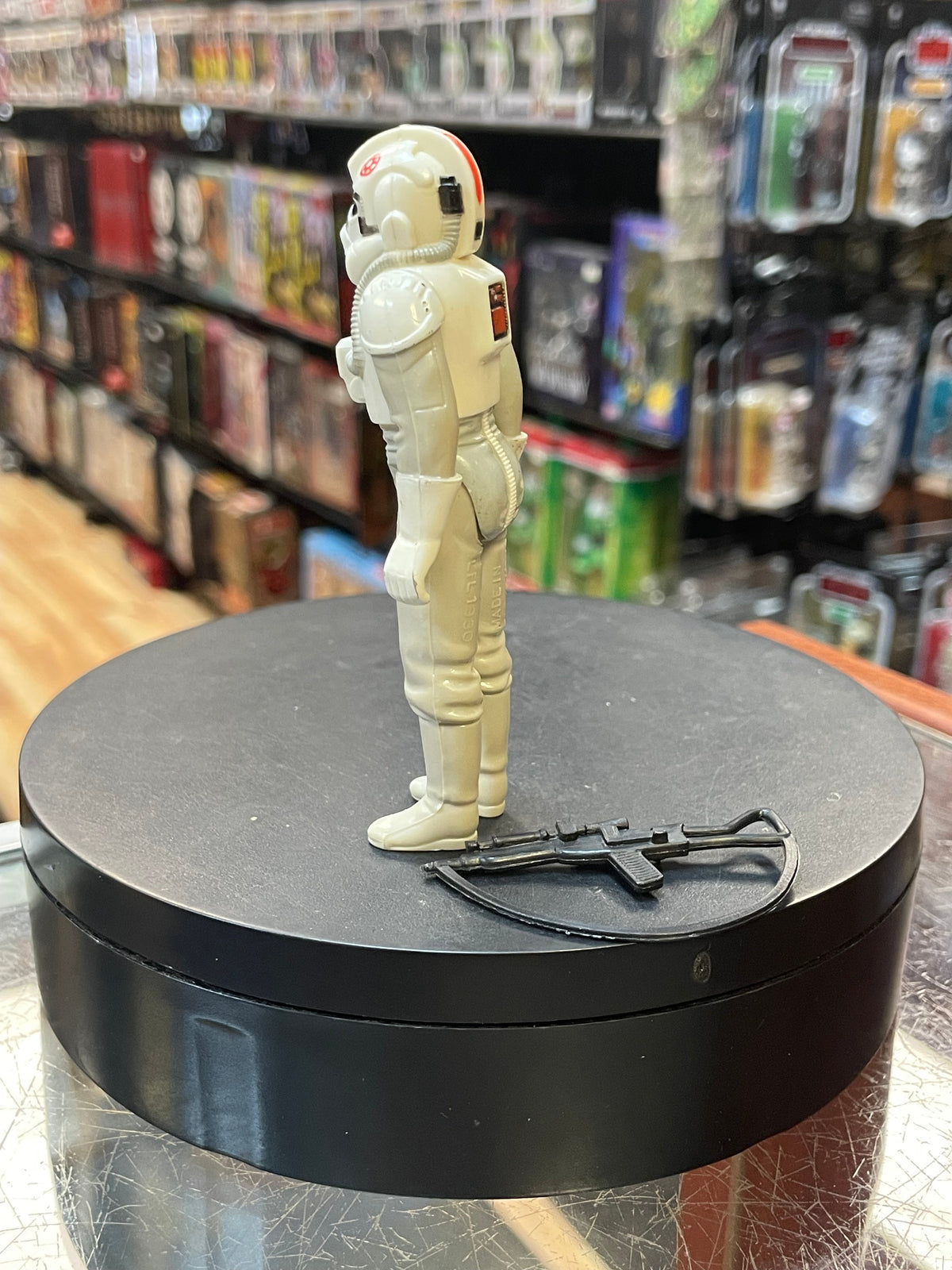AT AT Driver 7048 (Star Wars Vintage, Kenner) COMPLETE product image 2, provided for visual reference and product detail