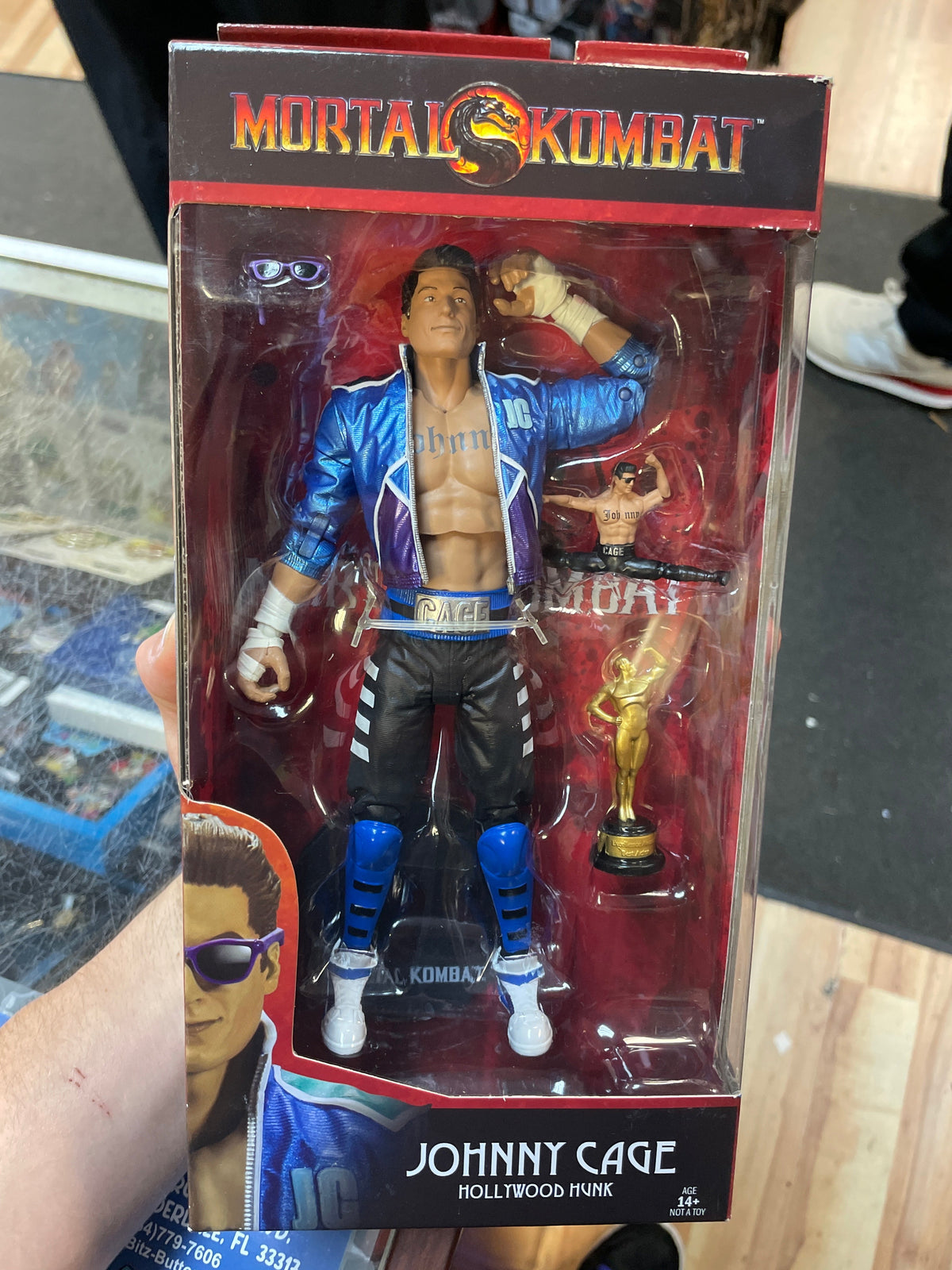 Johnny Cage (Mortal Kombat, McFarlane Toys) **SEALED** product image 3, provided for visual reference and product detail