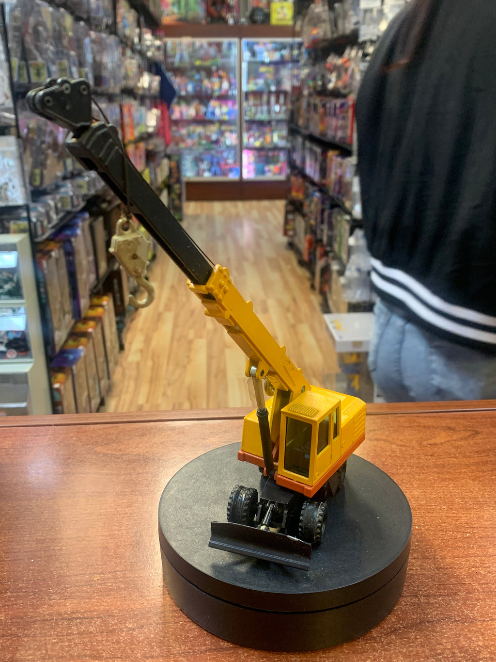 Caterpillar Compact Telescopic Crane 1/70 ( Vintage JOAL, CAT) product image 5, provided for visual reference and product