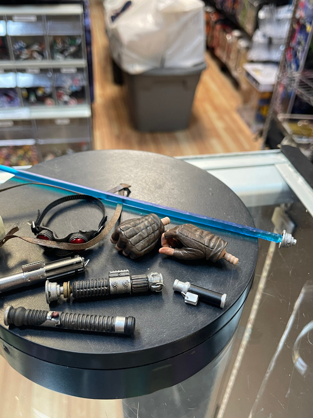 Obi Wan Kenobi Mythos 1/6 Scale (Star Wars, Sideshow) COMPLETE product image 14, provided for visual reference and product