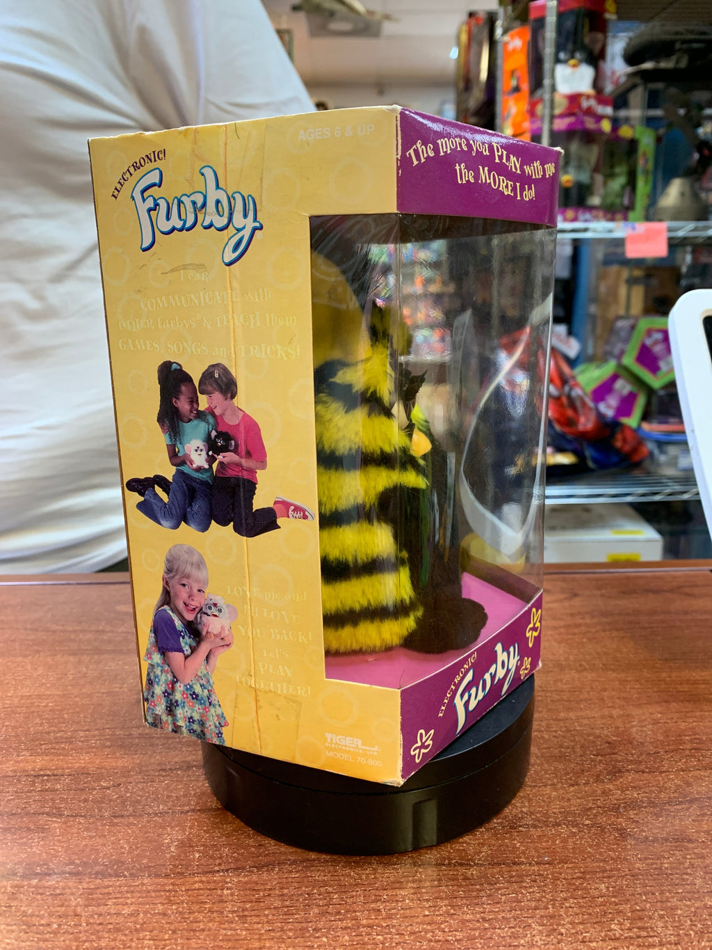 Bumble Bee Brown Eyes (Vintage Furby, Tiger Electronics) SEALED product image 2, provided for visual reference and product