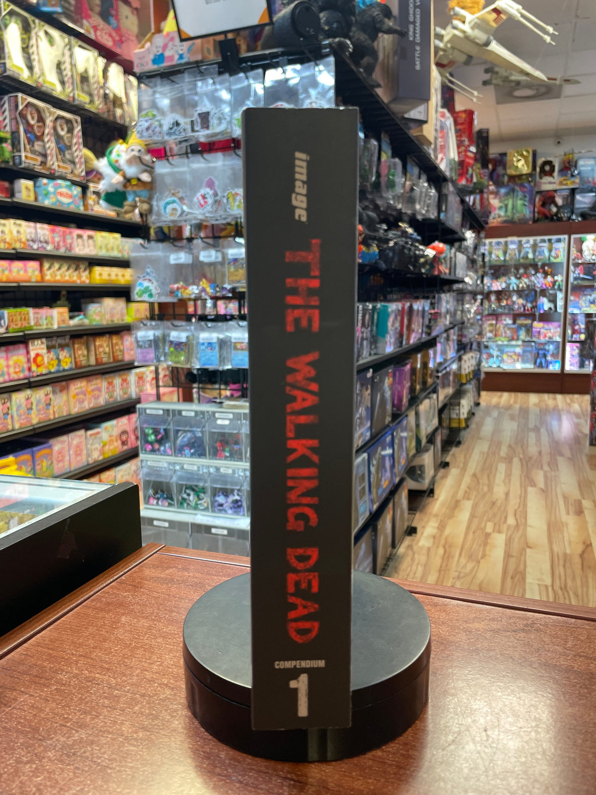 Walking Dead Compendium One (Skybound, Comics) product image 2, provided for visual reference and product detail review