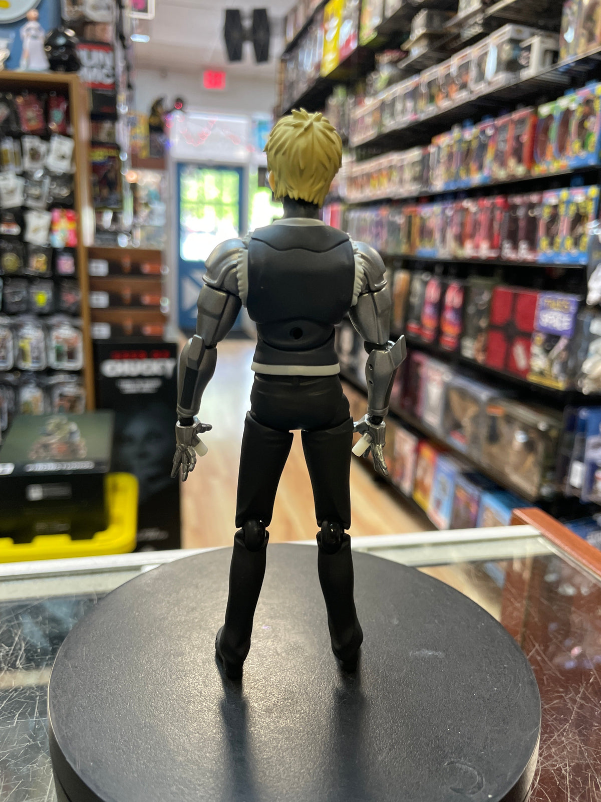 Genos (Figma Max, One Punch Man) **COMPLETE** product image 5, provided for visual reference and product detail review