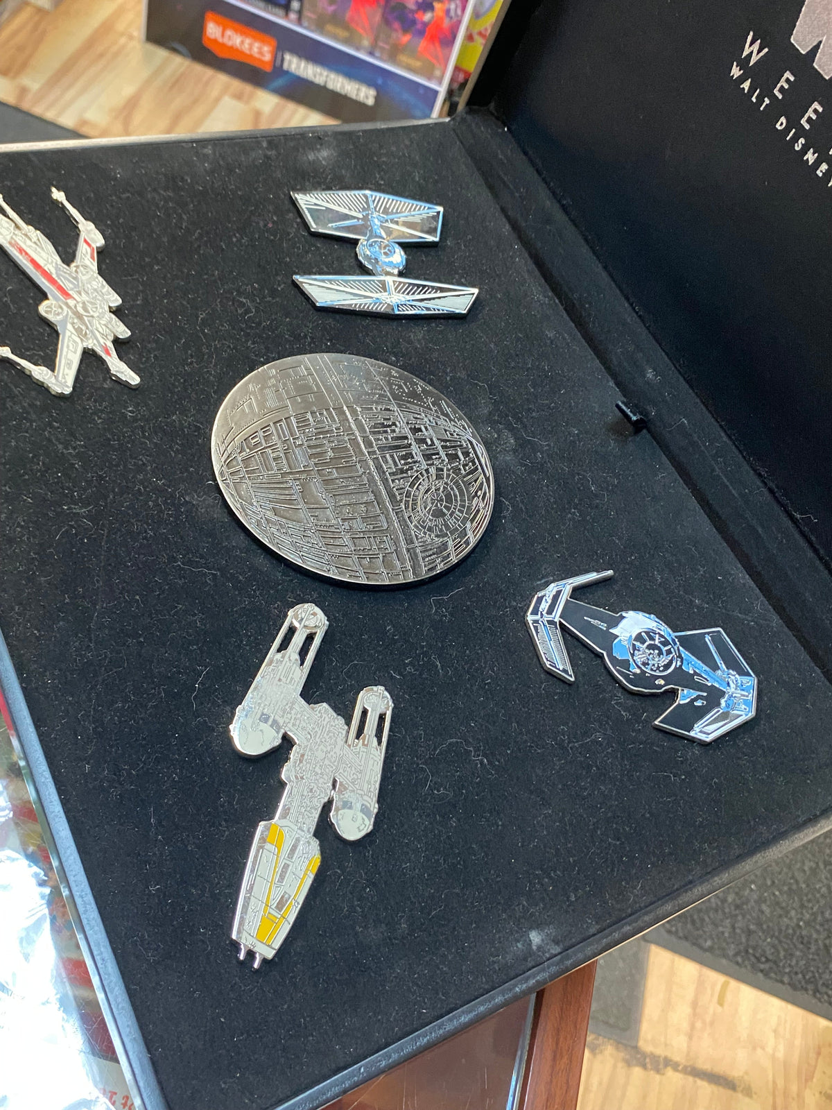 Star Wars Weekend 2007 DeathStar Set (Disney, Pin Traders) LE 500 product image 11, provided for visual reference and