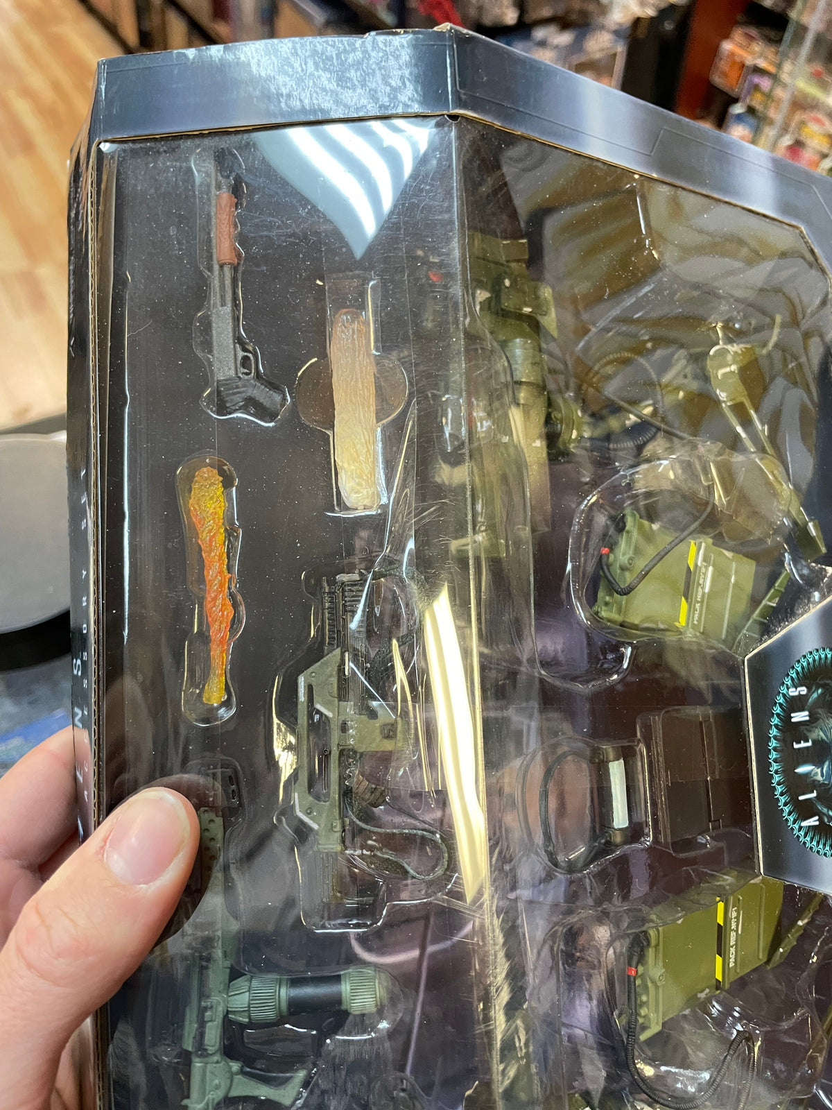 USCM Arsenal Accessory Set (NECA, Aliens) SEALED product image 5, provided for visual reference and product detail review
