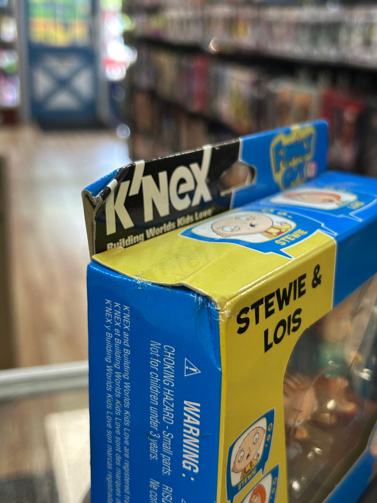 Stewie & Lois (Family Guy, K'Nex) SEALED product image 3, provided for visual reference and product detail review