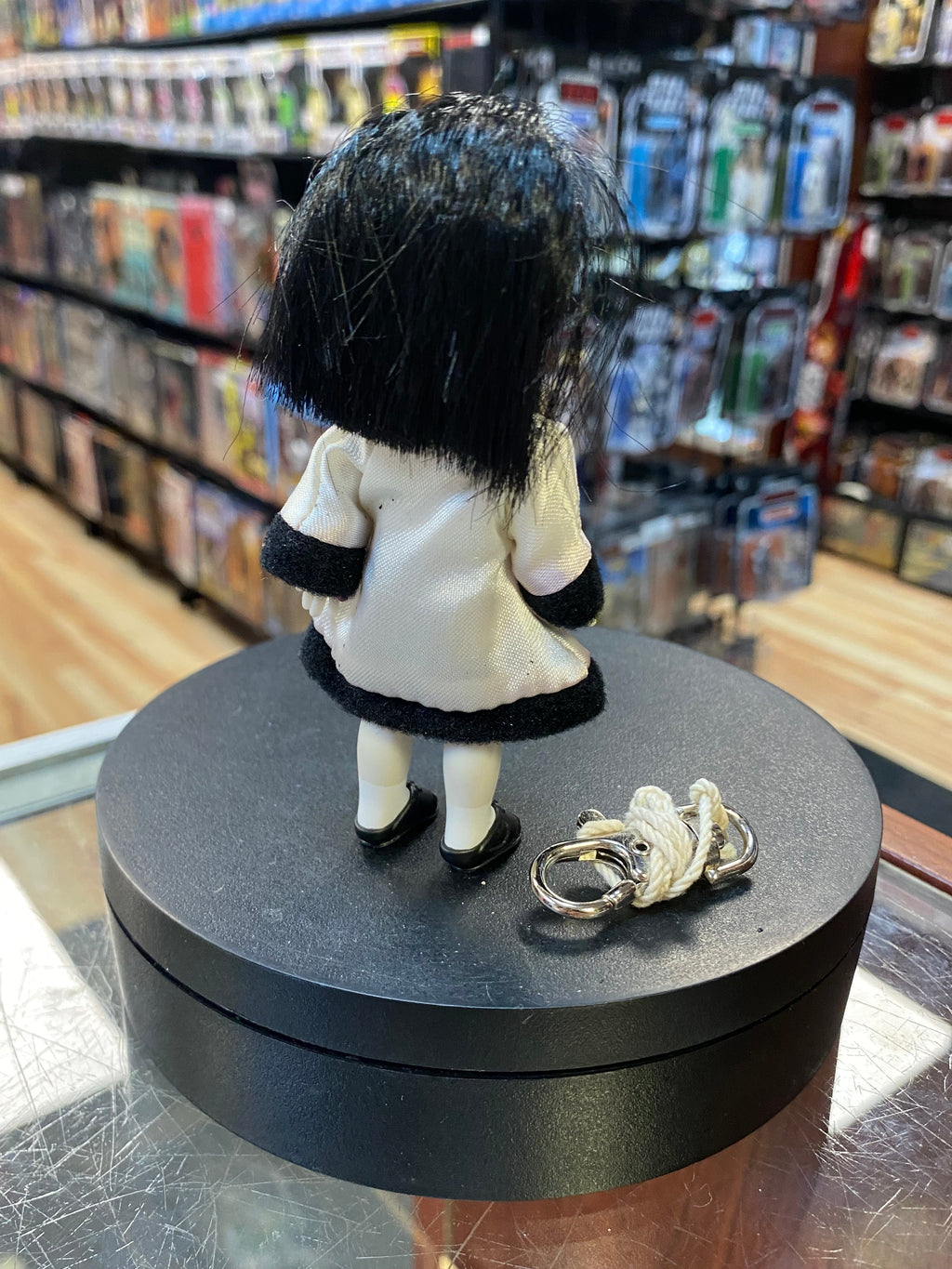 Lottie Mini Series (Vintage Living Dead Dolls LDD, Mezco) COMPLETE product image 4, provided for visual reference and