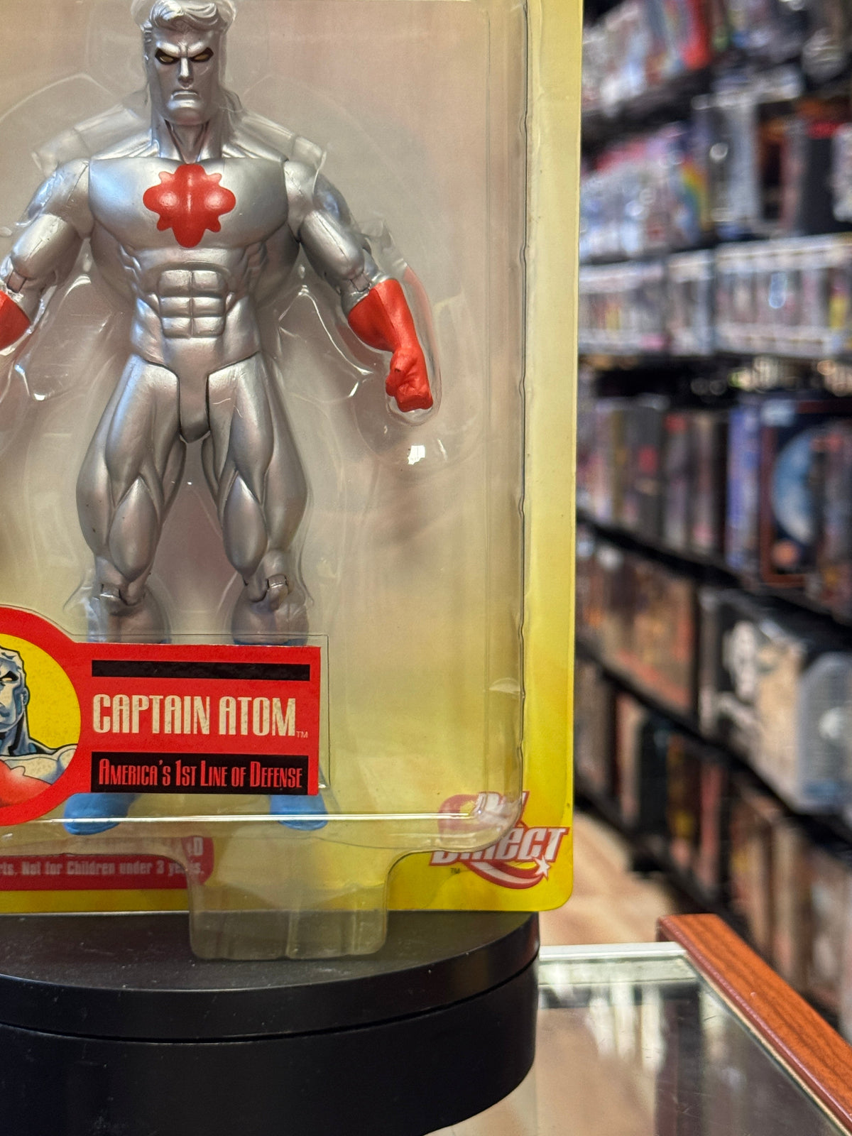 Captain Atom Public Enemy (DC Direct, Batman) product image 4, provided for visual reference and product detail review