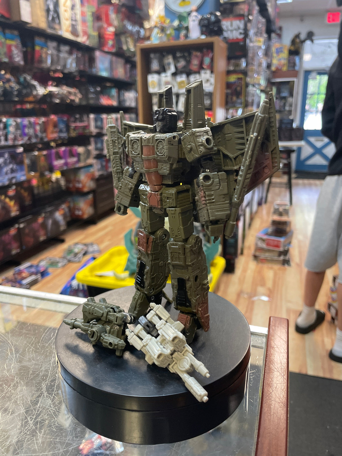 Sparkless Seeker Voyager Class (Transformers War For Cybertron, Hasbro) **COMPLETE** product image 2, provided for visual