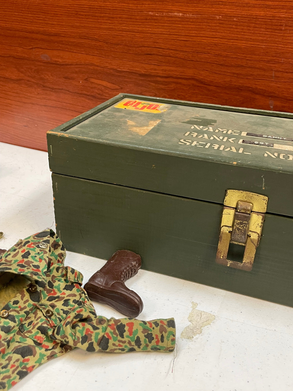 Action Marine with Foot Locker (Vintage 12” GI Joe, Hasbro) **Original** product image 46, provided for visual reference and