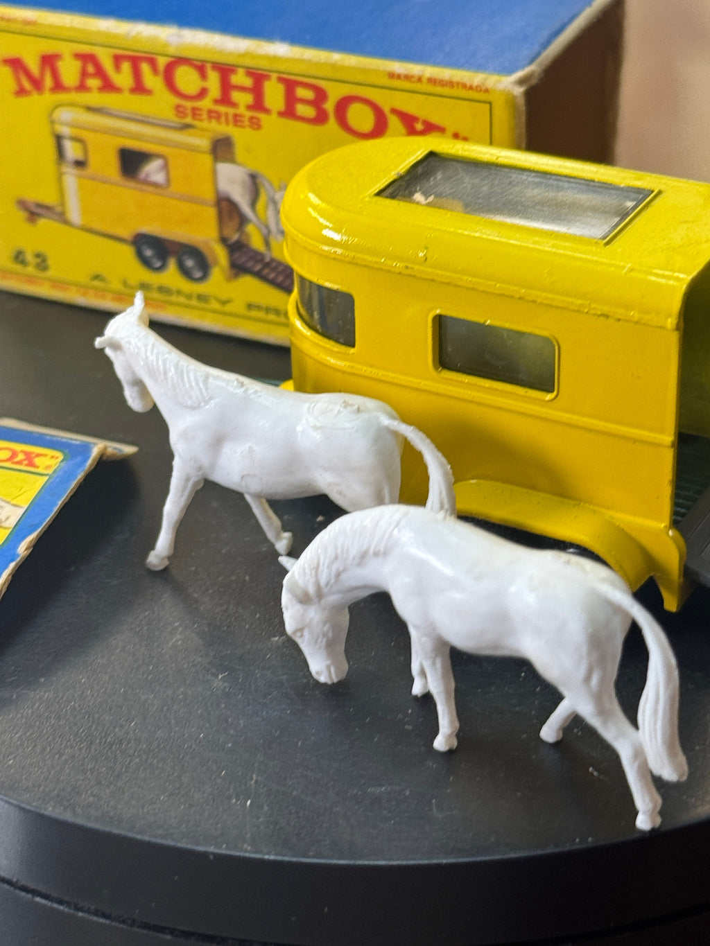 Yellow Pony Trailer with Horses Diecast (Vintage Matchbox, Lesney) product image 11, provided for visual reference and