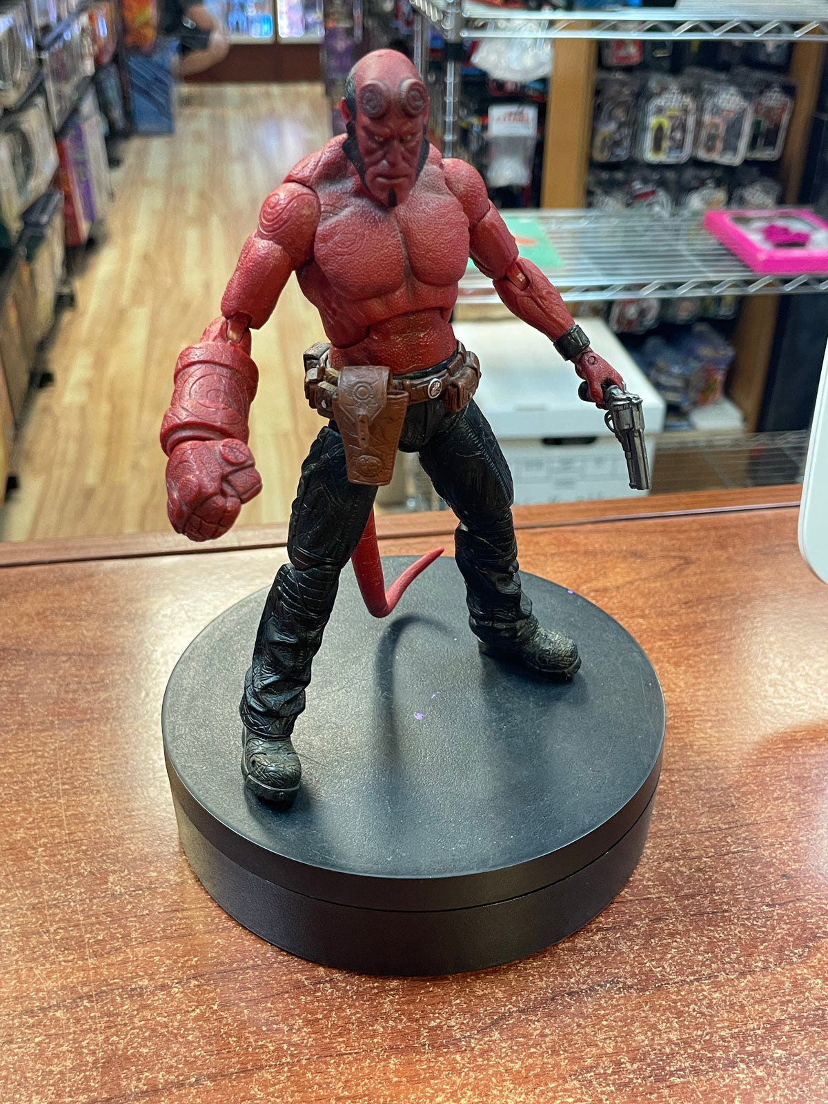 Hellboy No Horns 2007 (Hellboy, Gentle Giant) INCOMPLETE product image 4, provided for visual reference and product detail