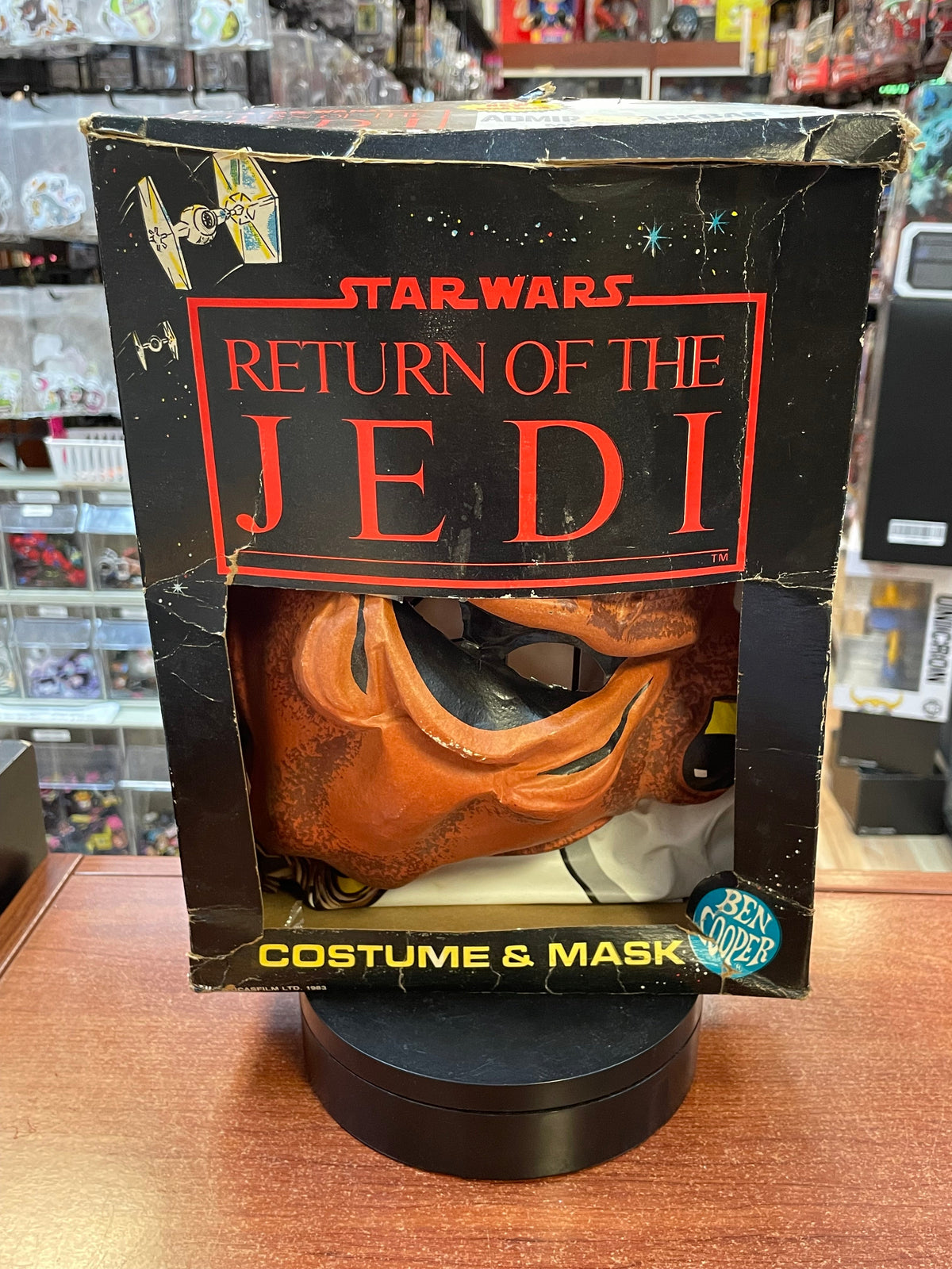 Admiral Ackbar Costume & Mask (Vintage Star Wars ROTF, Ben Cooper) OPEN BOX product image 9, provided for visual reference