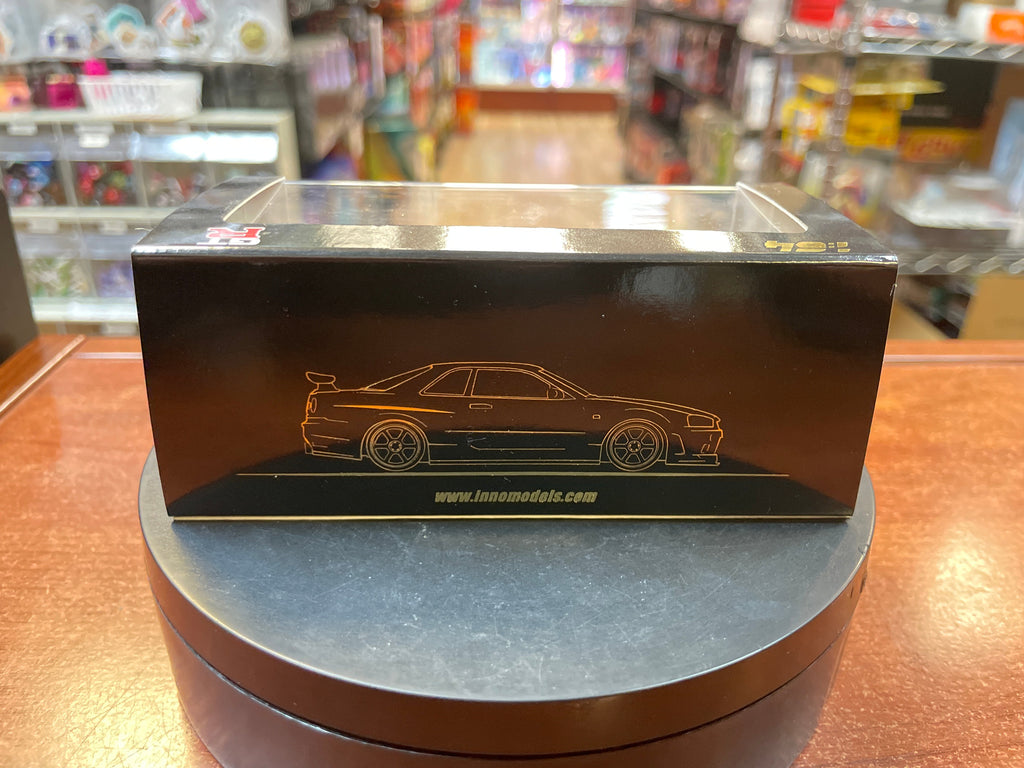 Nissan Skyline GT-R NISMO Chrome (Inno64, Diecast ) **EXCLUSIVE** product image 4, provided for visual reference and product