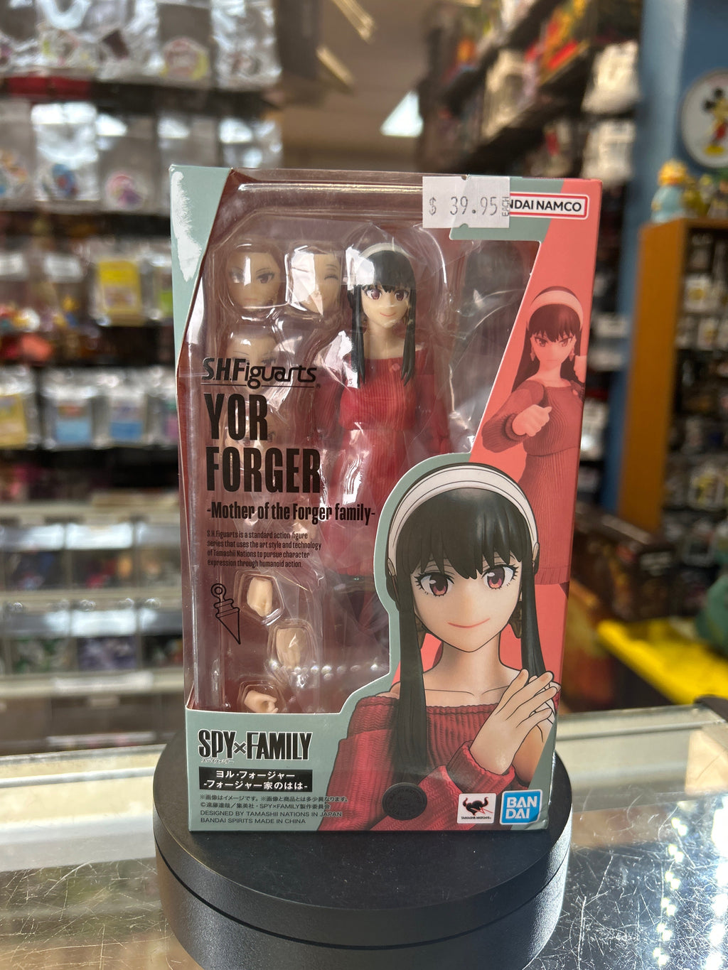 Yor Forger (Bandai SHF,Spy X Family) **SEALED** product image 2, provided for visual reference and product detail review