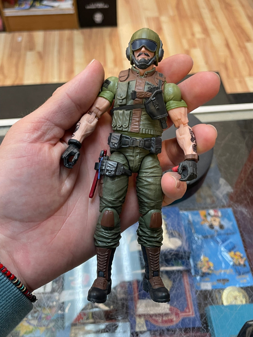 Clutch #112 (GI Joe Classified Series, Hasbro) INCOMPLETE product image 8, provided for visual reference and product detail