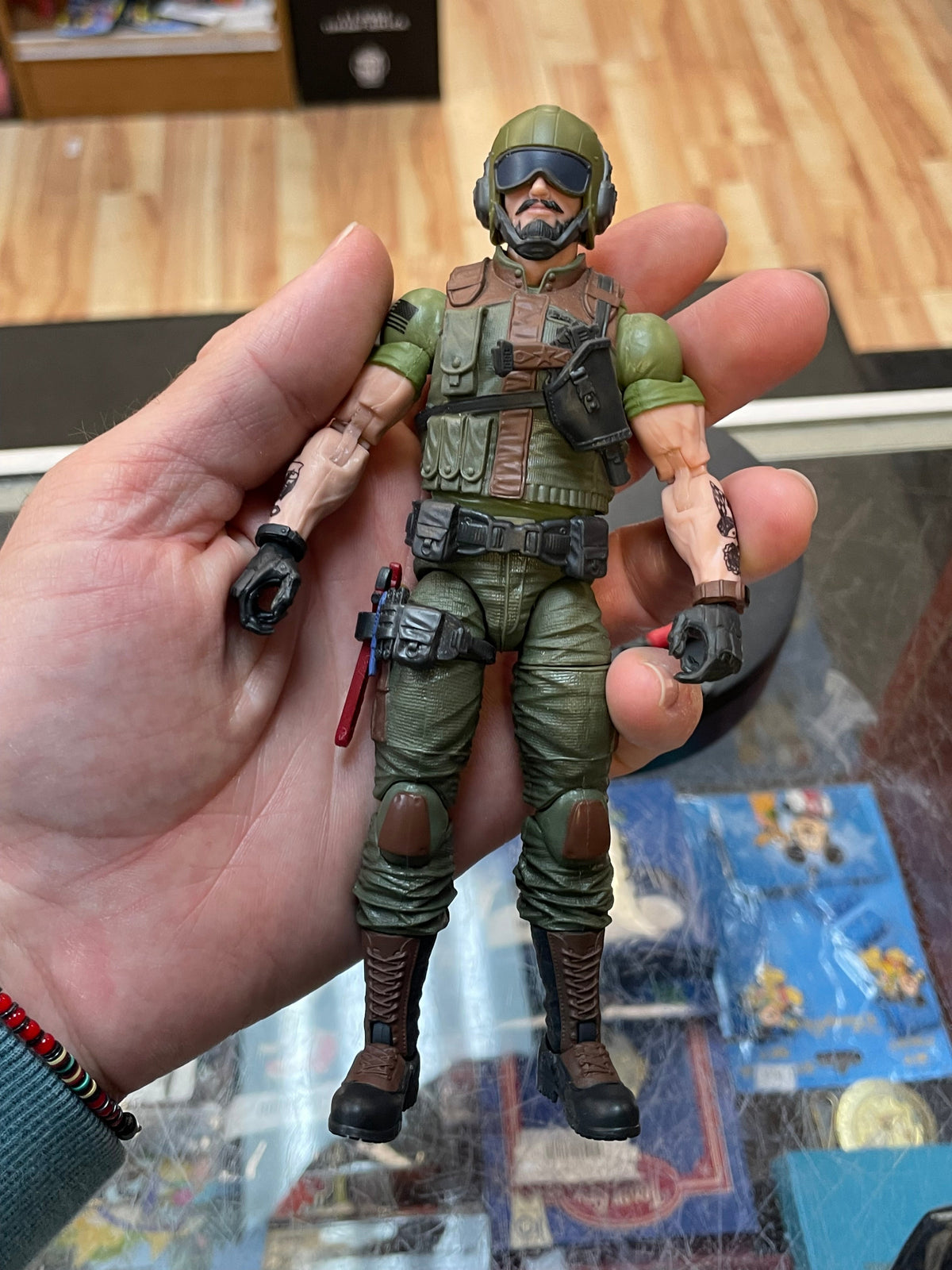 Clutch #112 (GI Joe Classified Series, Hasbro) INCOMPLETE product image 8, provided for visual reference and product detail
