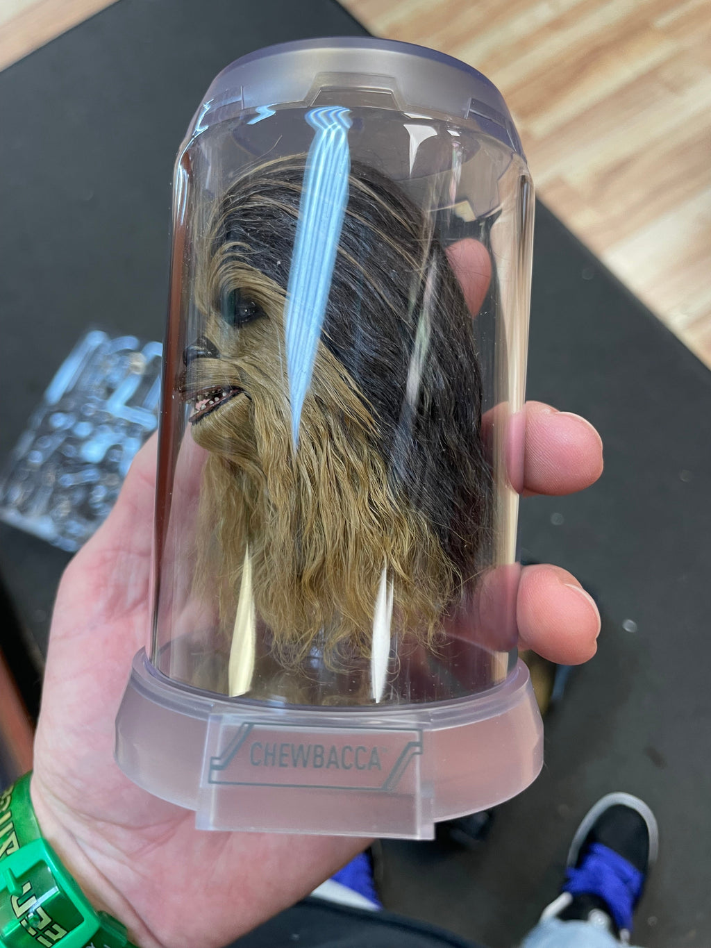 Chewbacca with Disassembled C-3PO MMS766 (Star Wars Hot Toys) COMPLETE product image 36, provided for visual reference and
