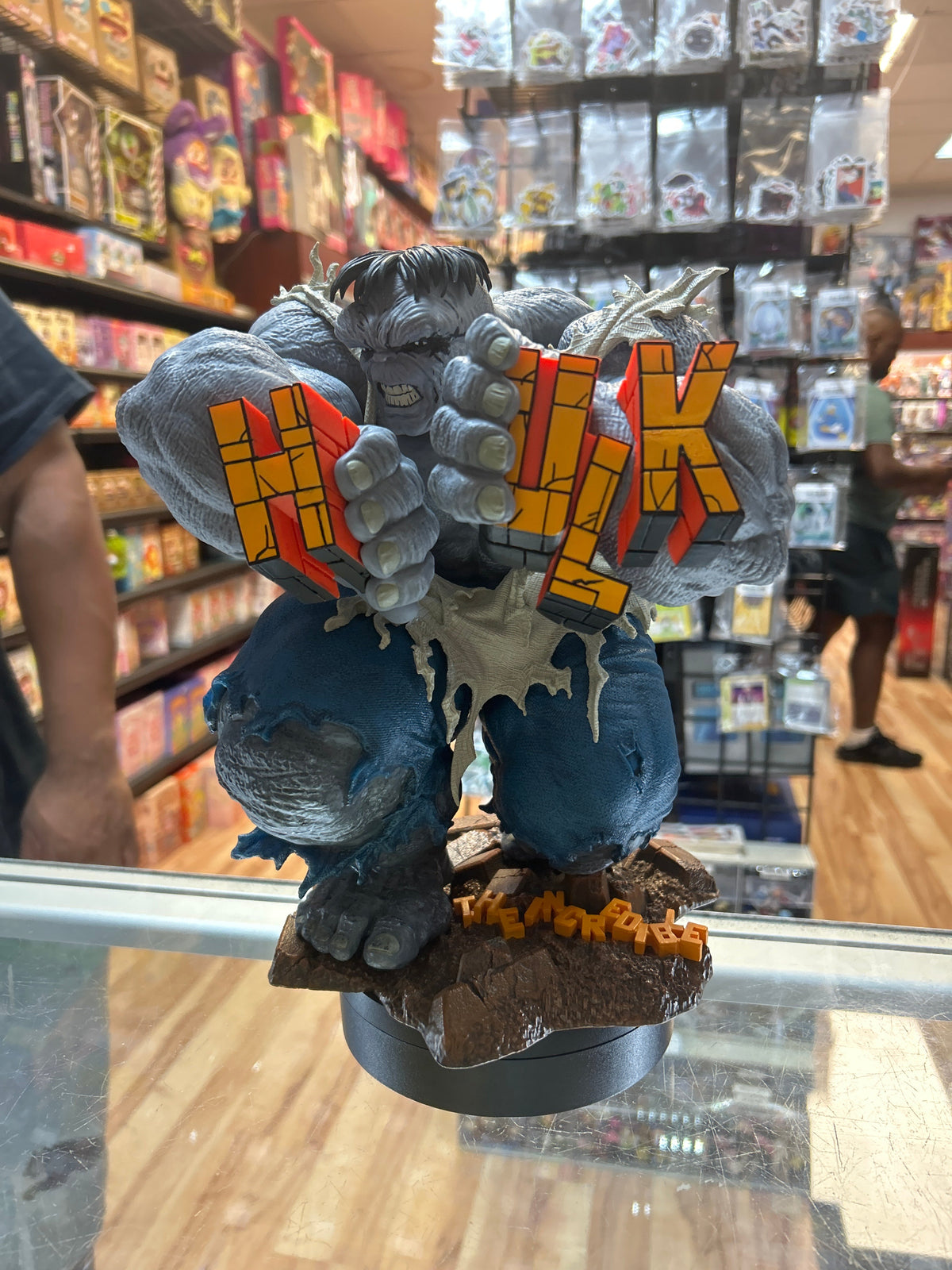 The Incredible Hulk PVC Statue (Mcfarlane Toys, Marvel) product image 2, provided for visual reference and product detail