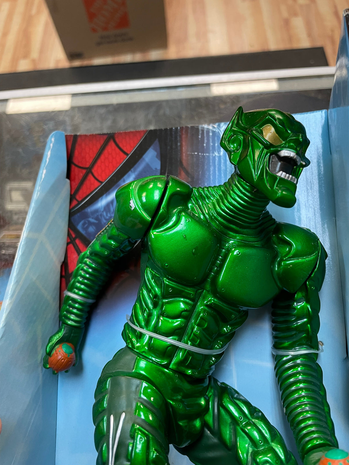 Green Goblin 12” Poseable Figure (Vintage Spider-Man, Toy Biz) SEALED product image 11, provided for visual reference and
