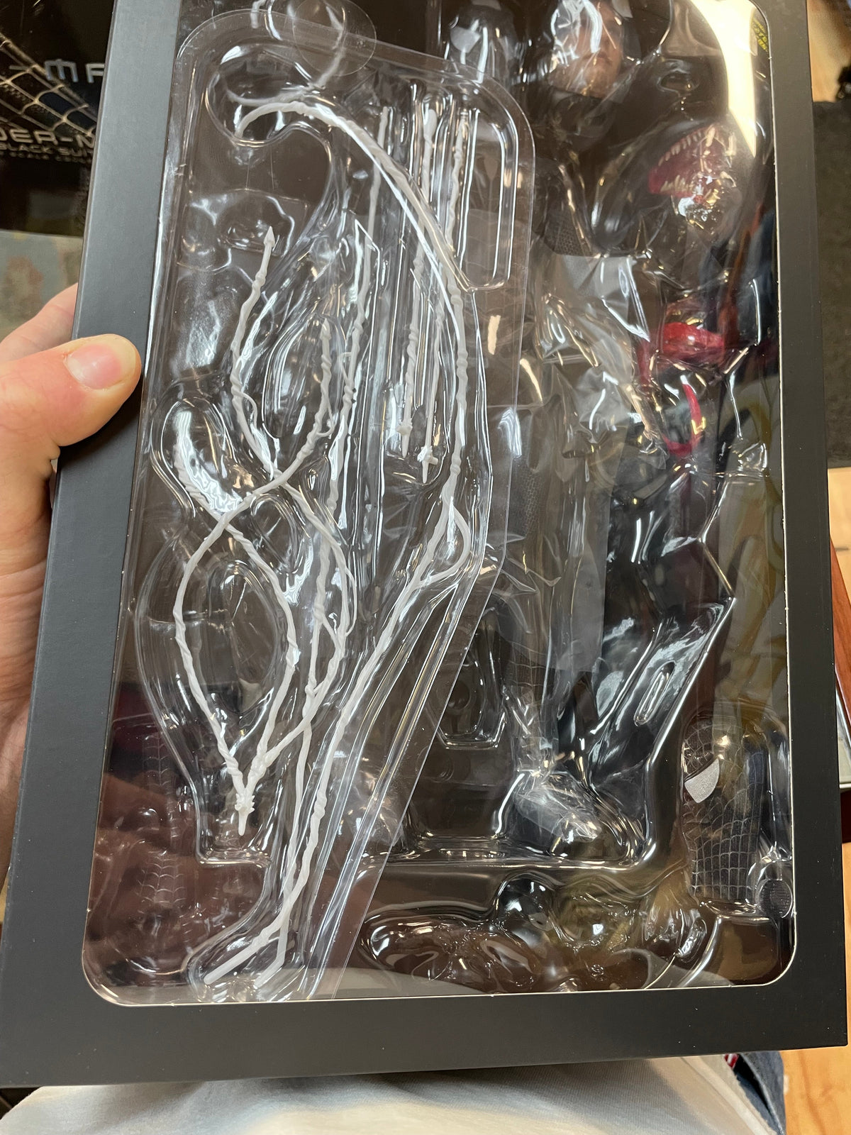 Spider-Man Black Suit 1/6 Scale MMS727 (Marvel, Spider-Man 3, Hot Toys) SEALED product image 4, provided for visual