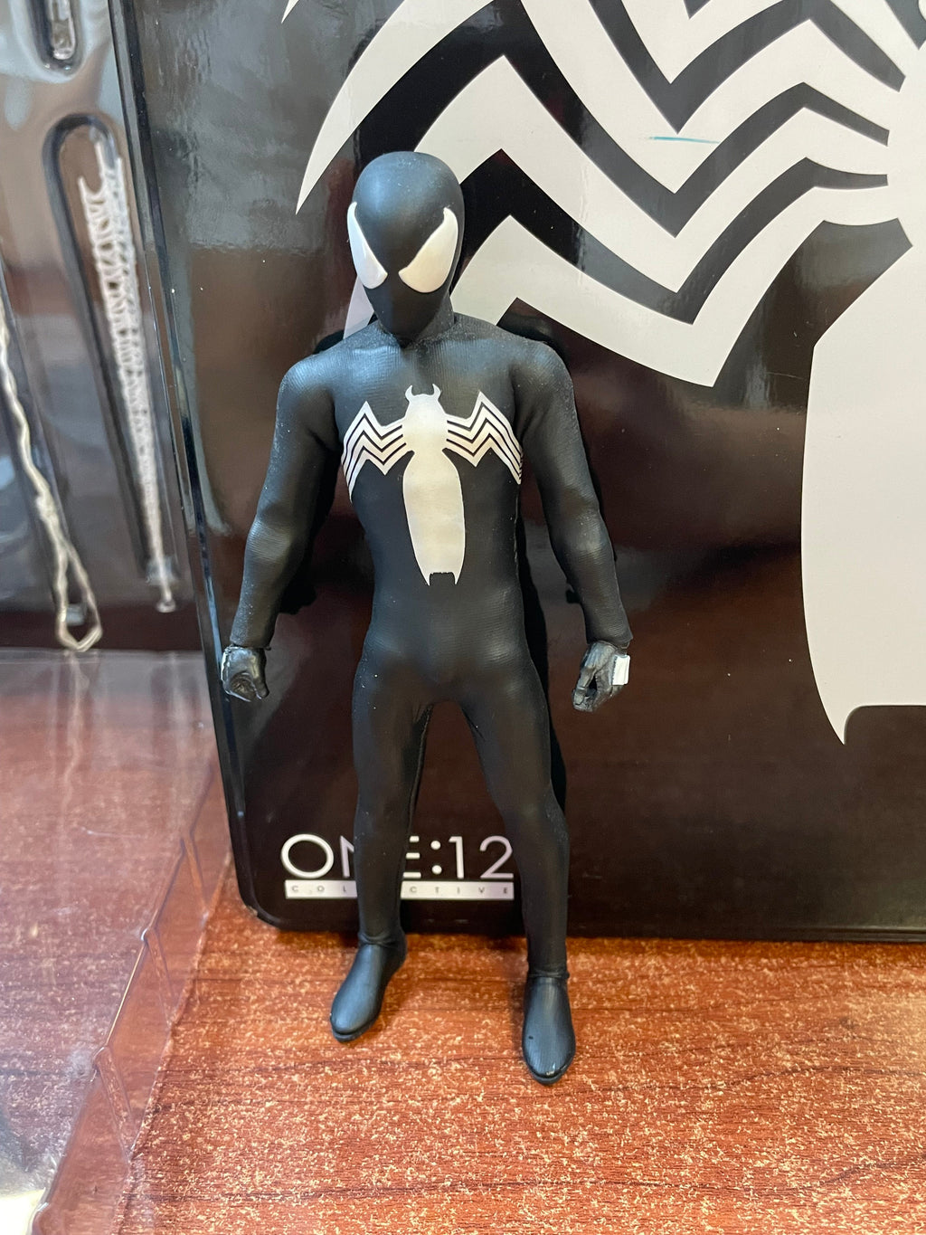 Black Suit Symbiote Spider-Man PX Exclusive (Mezco One:12, Mezco Toyz) COMPLETE product image 3, provided for visual