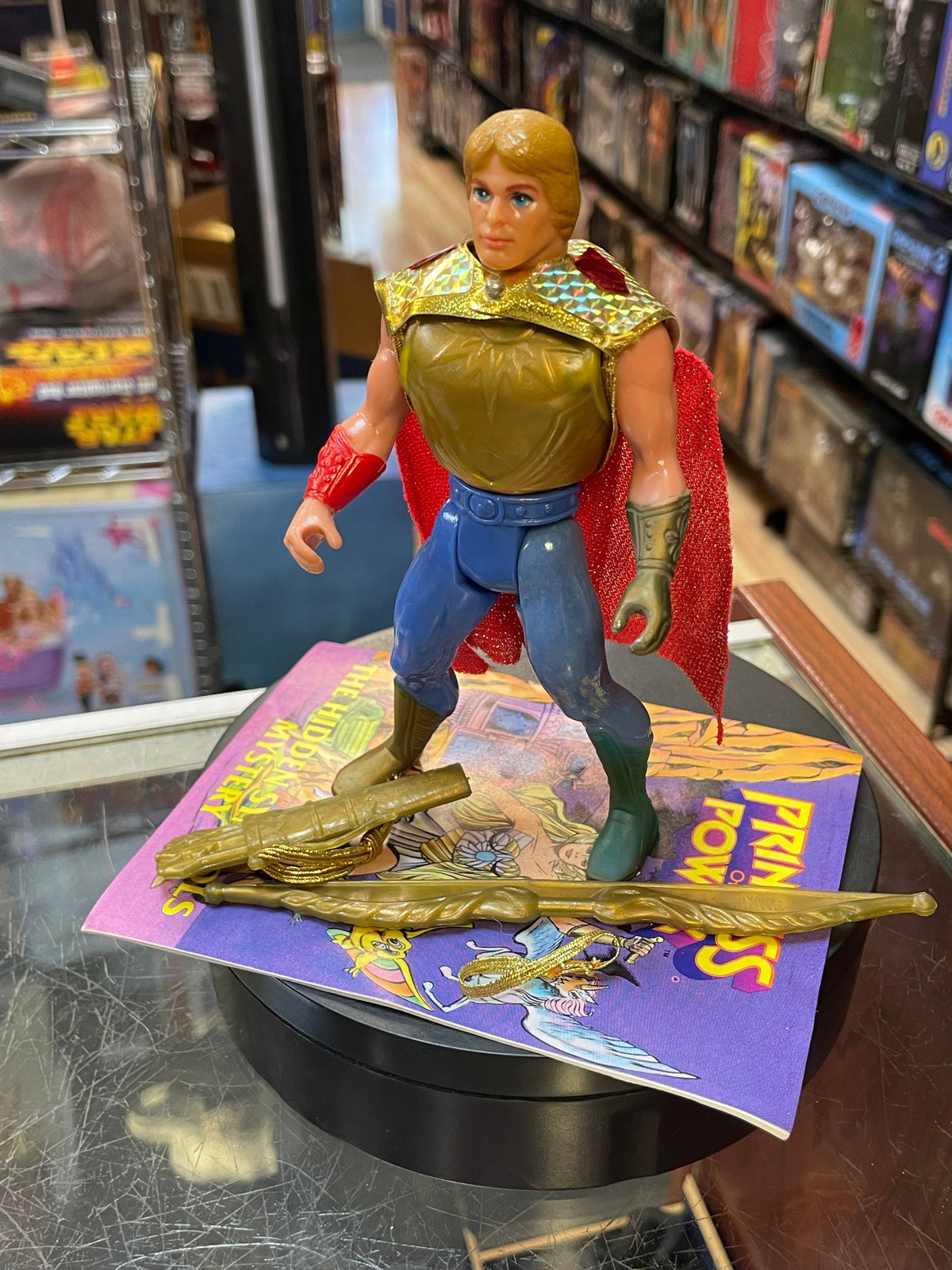 Bow with Comic (Vintage She-Ra, Mattel) Complete product image 2, provided for visual reference and product detail review