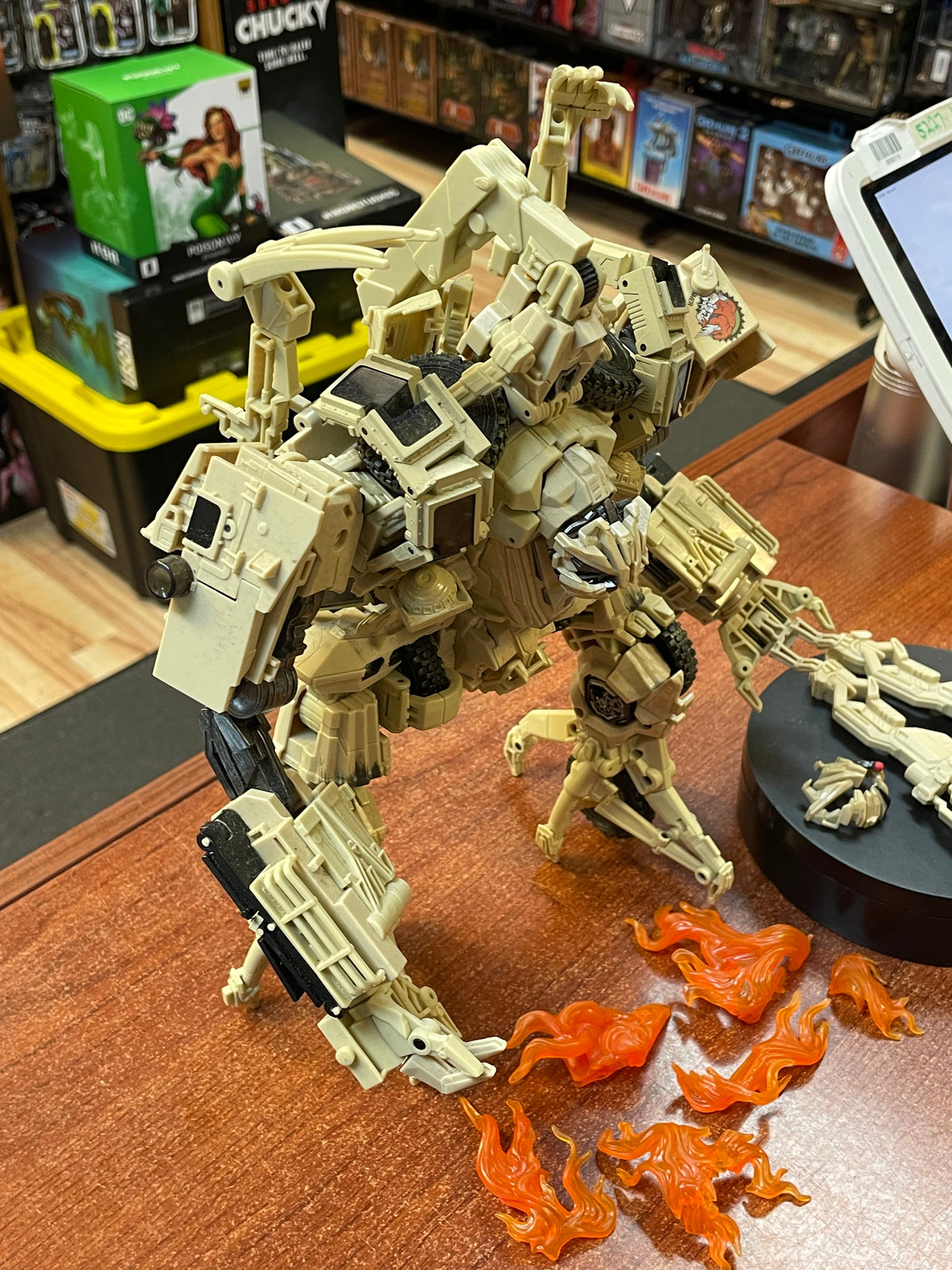 Bonecrusher MPM-14 (Transformers Masterpiece, Takara Tomy) INCOMPLETE product image 4, provided for visual reference and