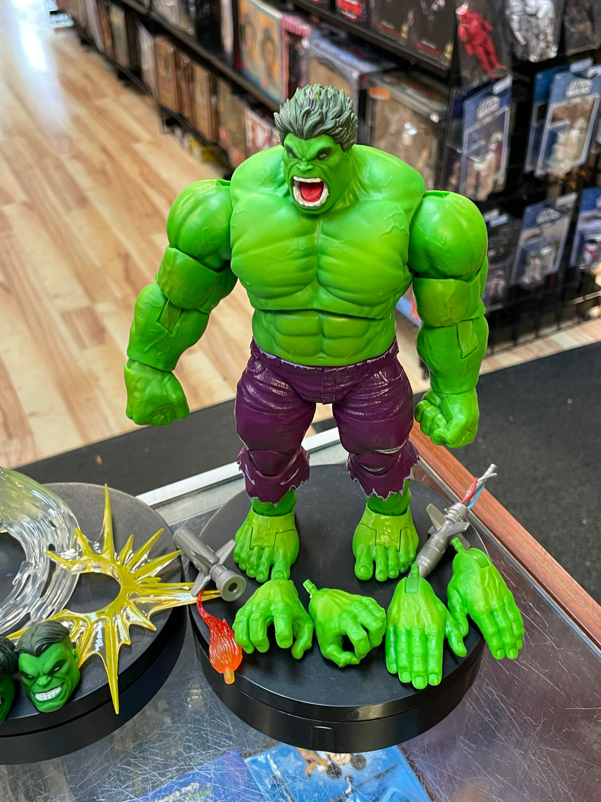 Maximum Hulk (Marvel Legends, Hasbro) **COMPLETE** product image 2, provided for visual reference and product detail review