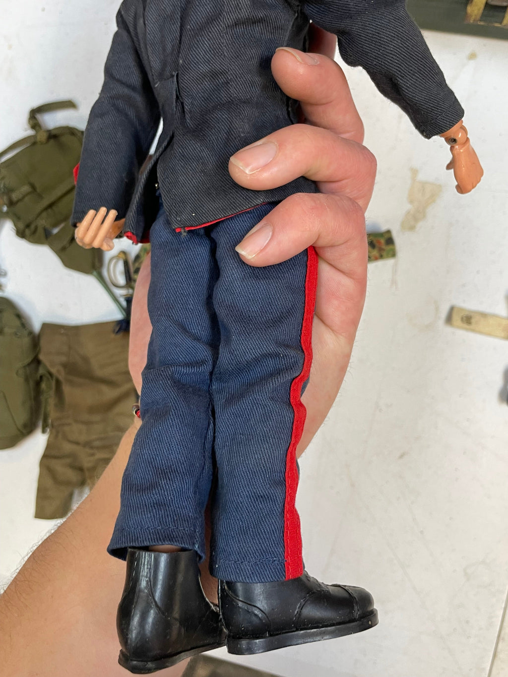Action Marine with Foot Locker (Vintage 12” GI Joe, Hasbro) **Original** product image 28, provided for visual reference and